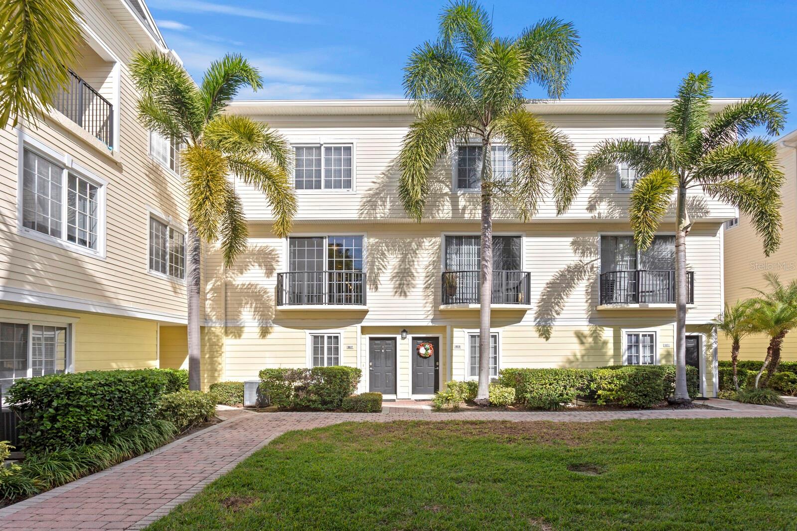 Image 3 of 77 For 9817 Meadow Field Circle 9817