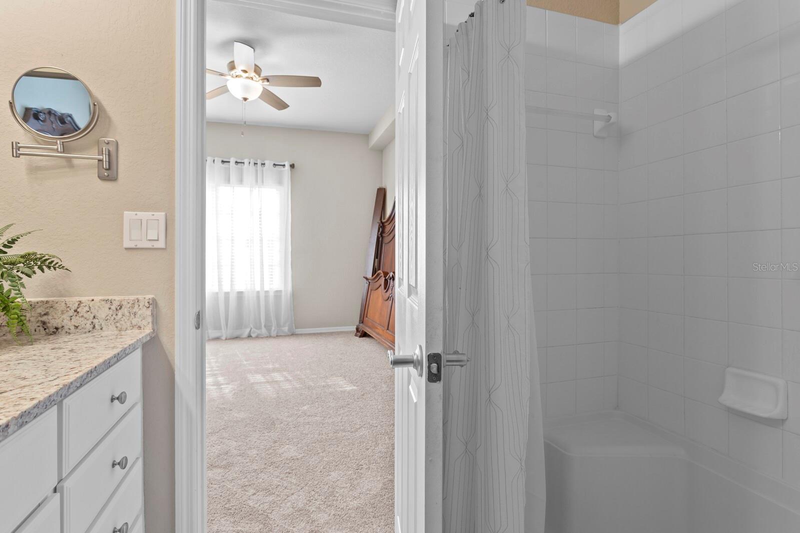 Image 32 of 77 For 9817 Meadow Field Circle 9817