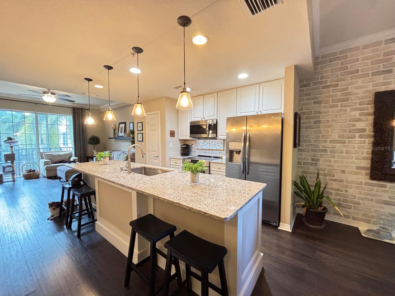 Image 33 of 77 For 9817 Meadow Field Circle 9817