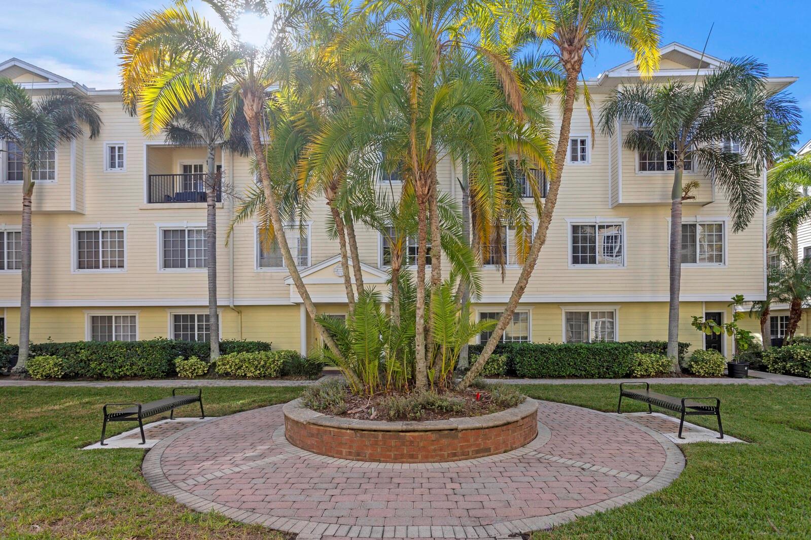 Image 7 of 77 For 9817 Meadow Field Circle 9817