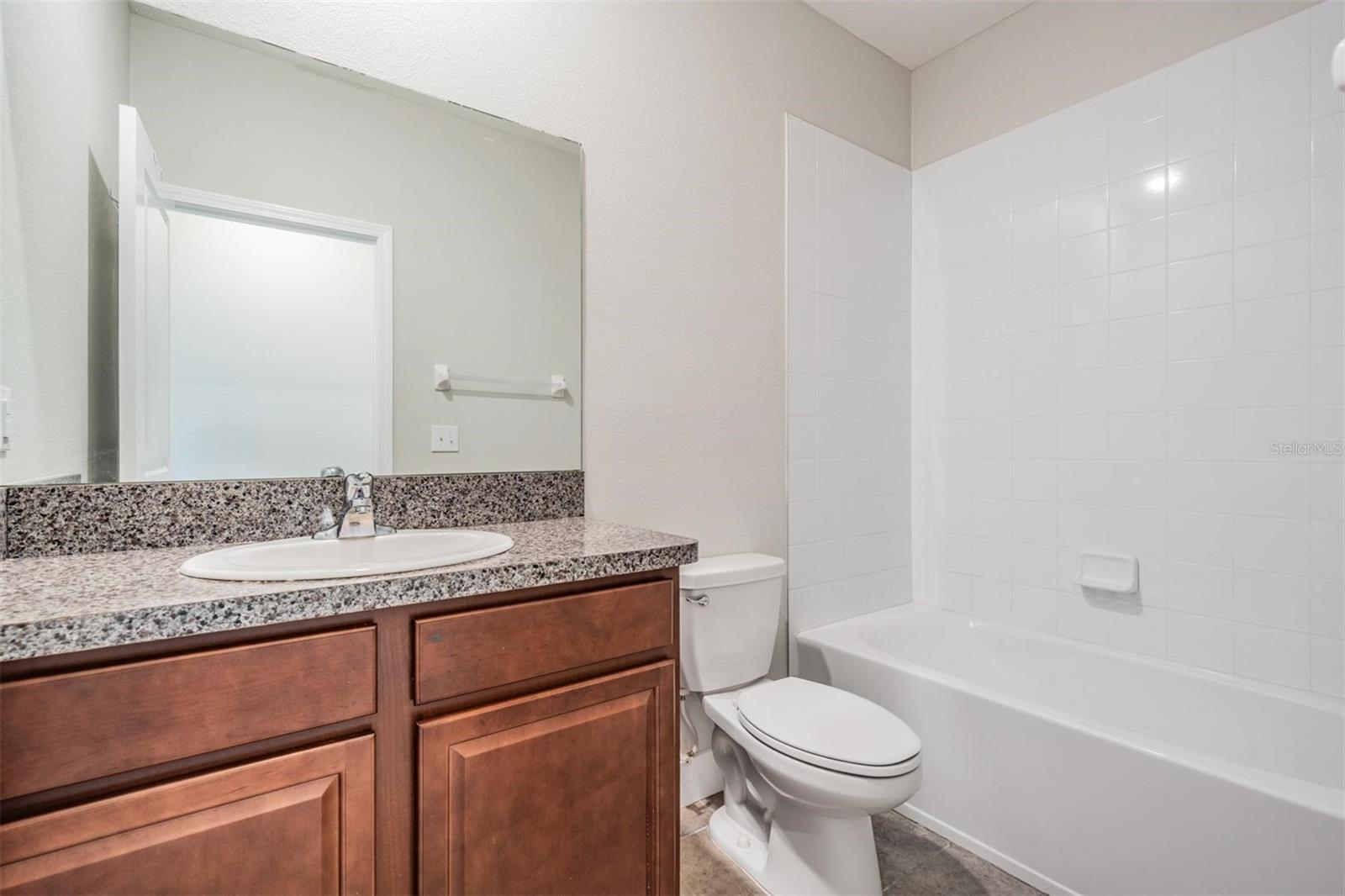 Image 12 of 59 For 8082 Rolling Shell Trail