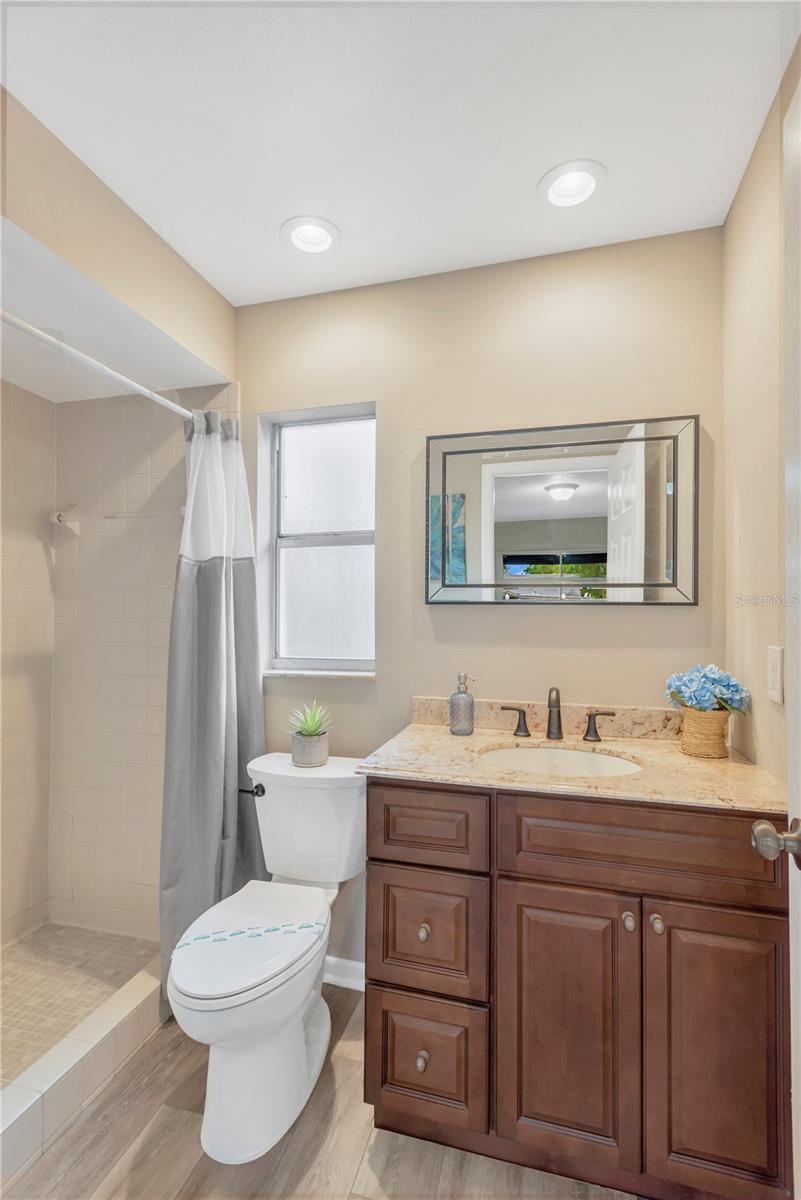 Image 12 of 24 For 1948 Dodge Circle