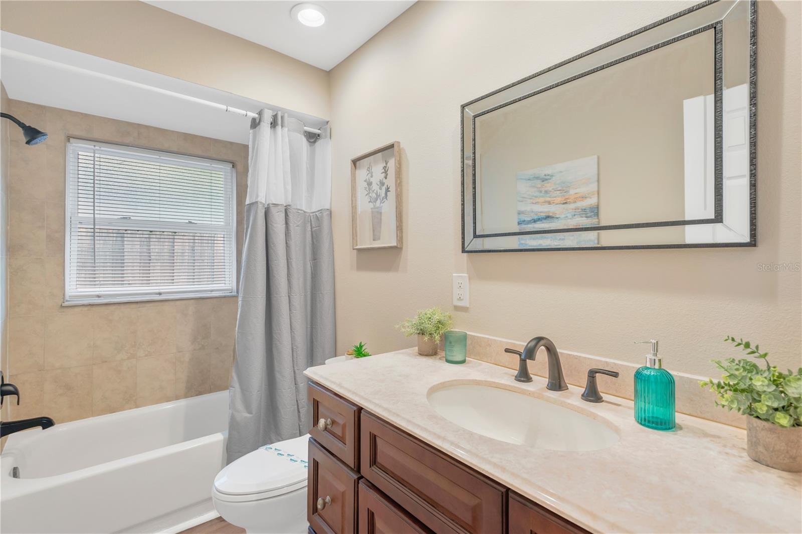 Image 15 of 24 For 1948 Dodge Circle