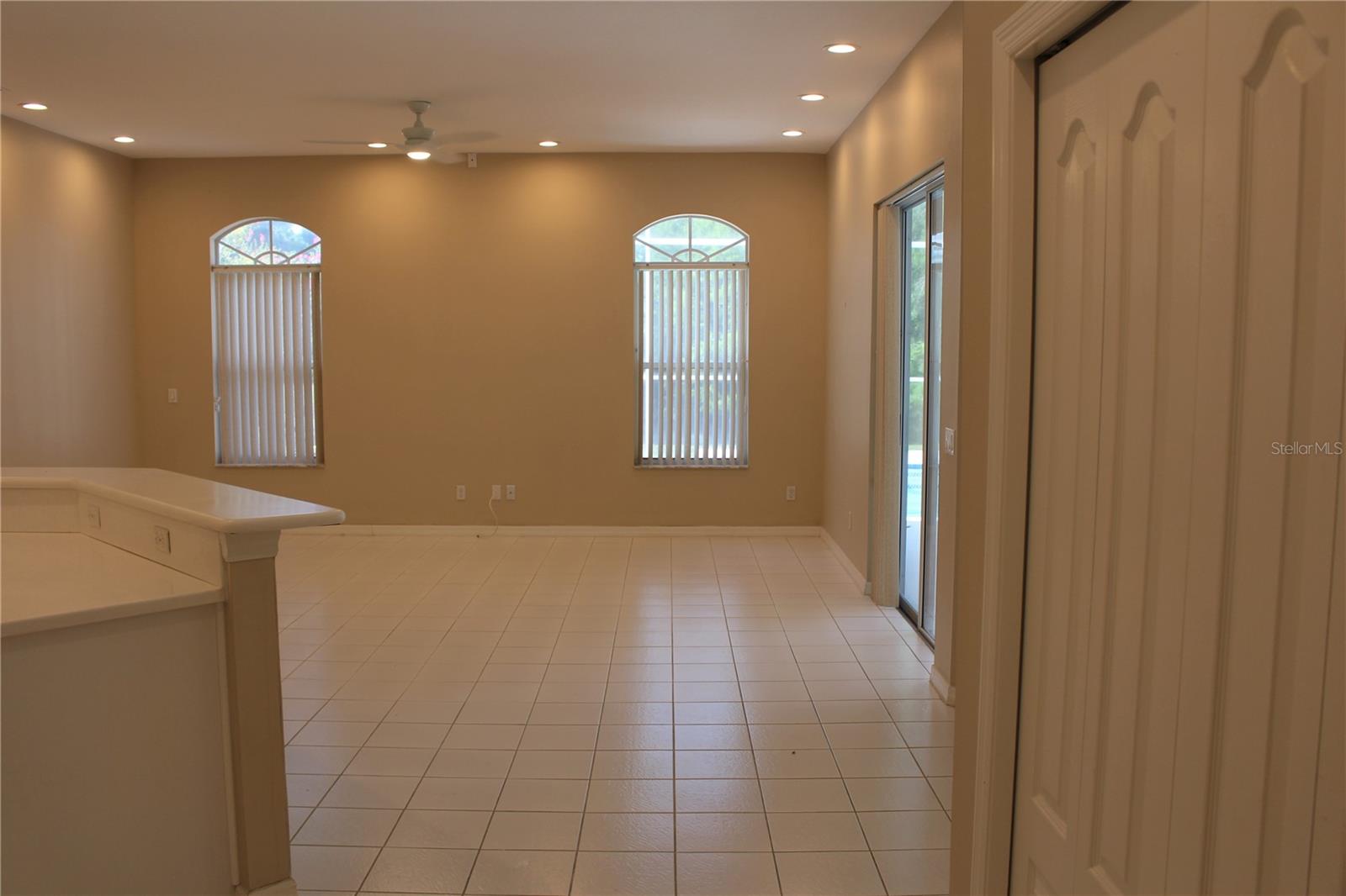 Image 16 of 50 For 3678 Pendlebury Drive