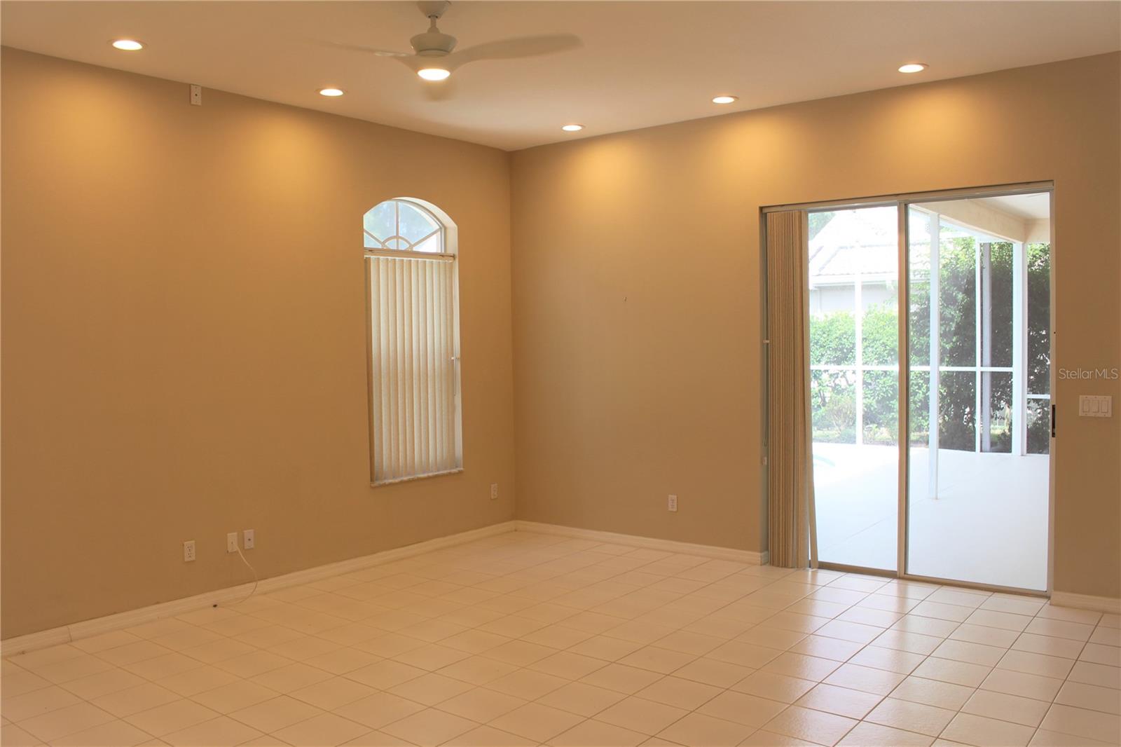 Image 22 of 50 For 3678 Pendlebury Drive