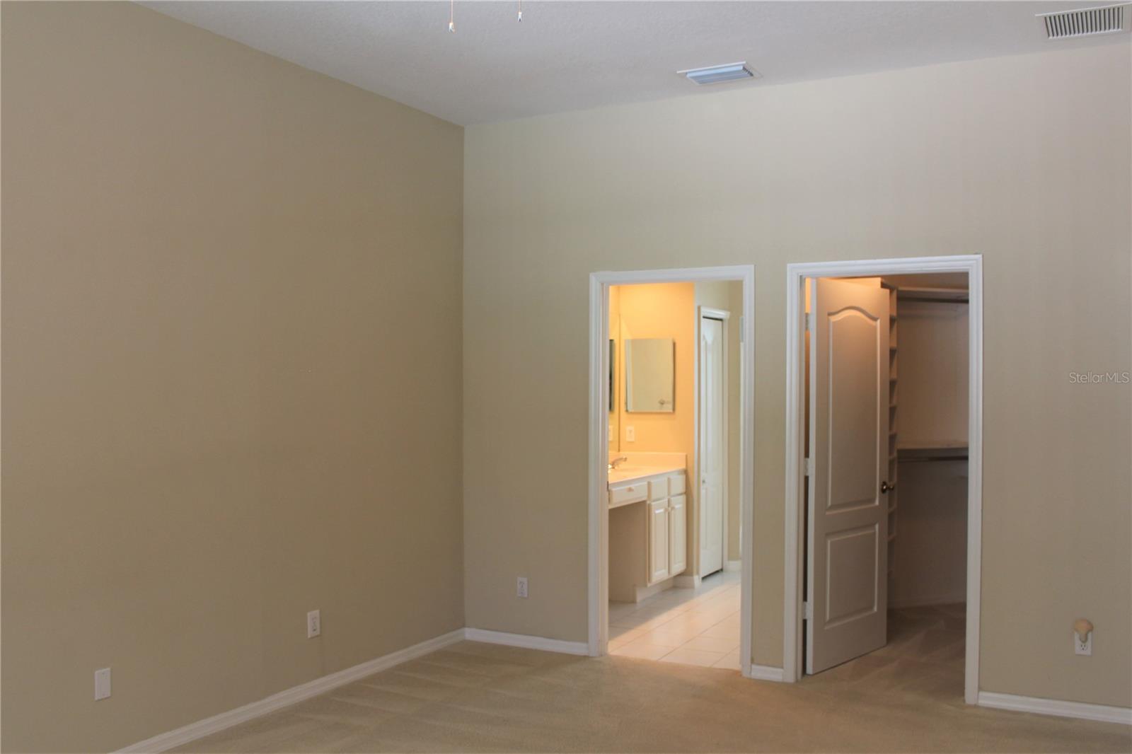 Image 32 of 50 For 3678 Pendlebury Drive