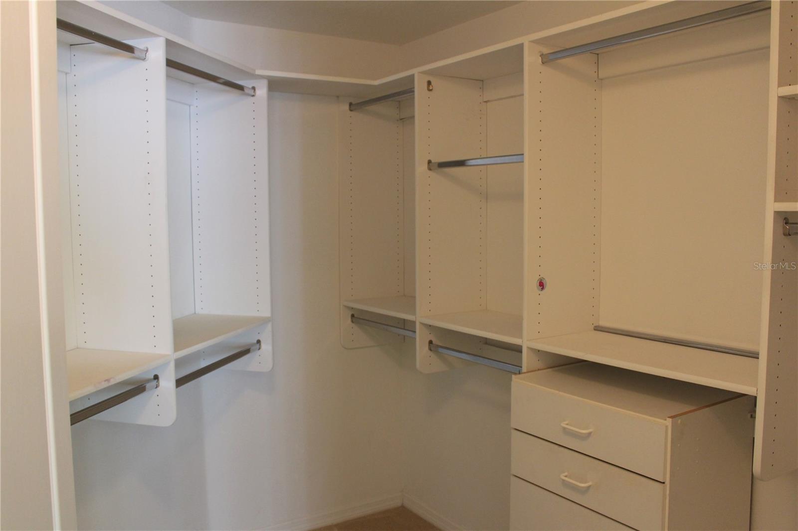 Image 35 of 50 For 3678 Pendlebury Drive