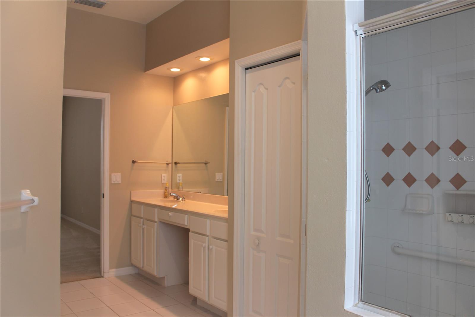 Image 42 of 50 For 3678 Pendlebury Drive