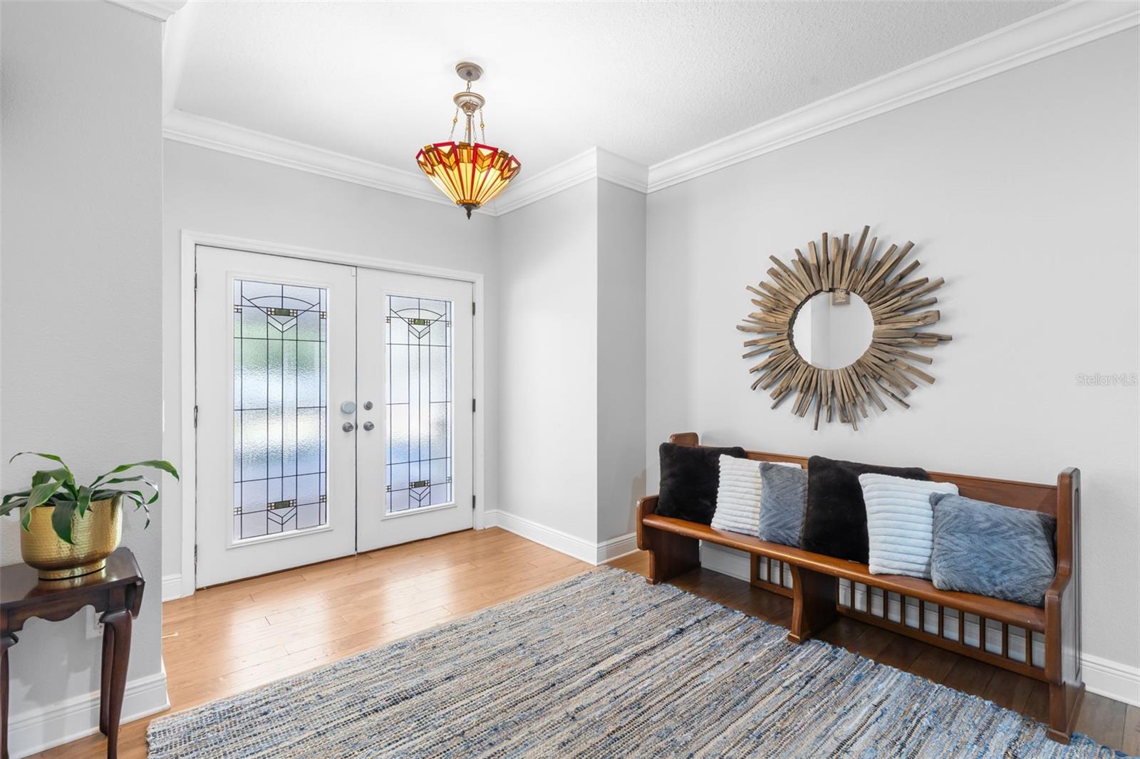 Image 11 of 59 For 28042 Lindenhurst Drive