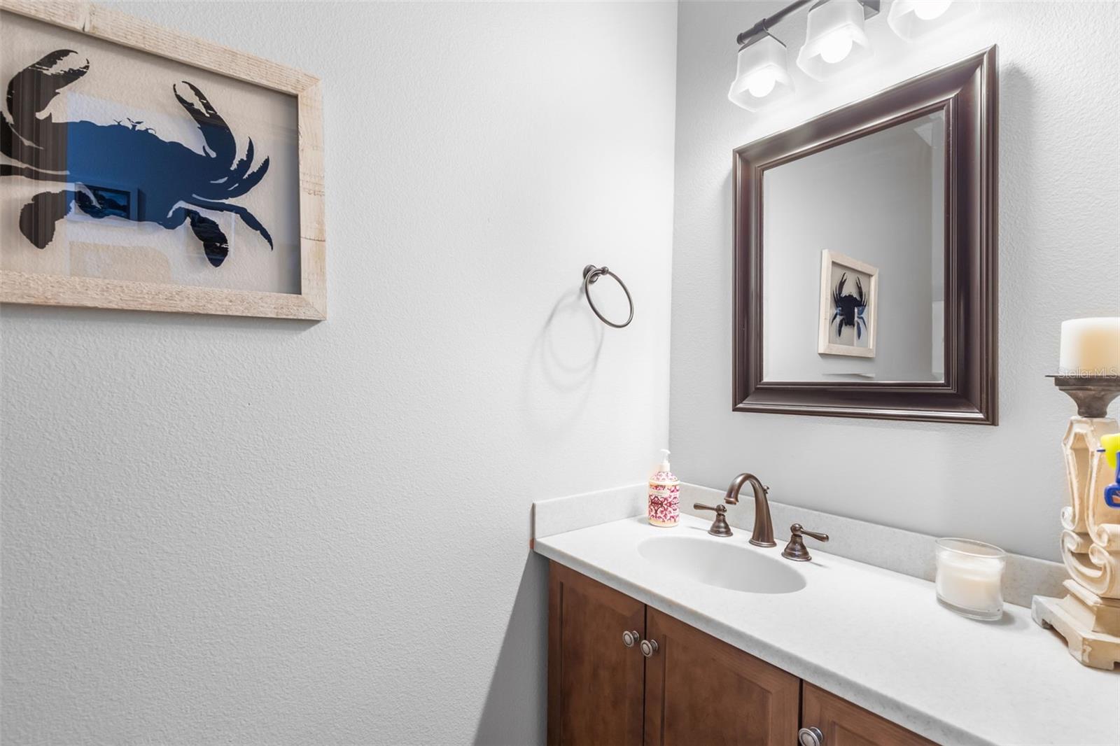 Image 38 of 59 For 28042 Lindenhurst Drive