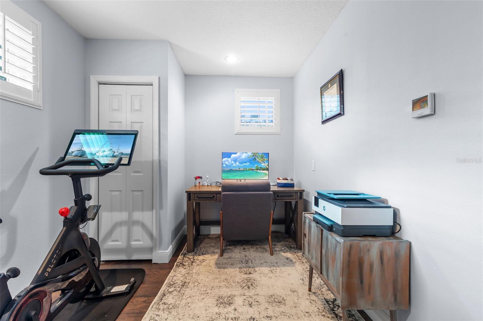 Image 40 of 59 For 28042 Lindenhurst Drive