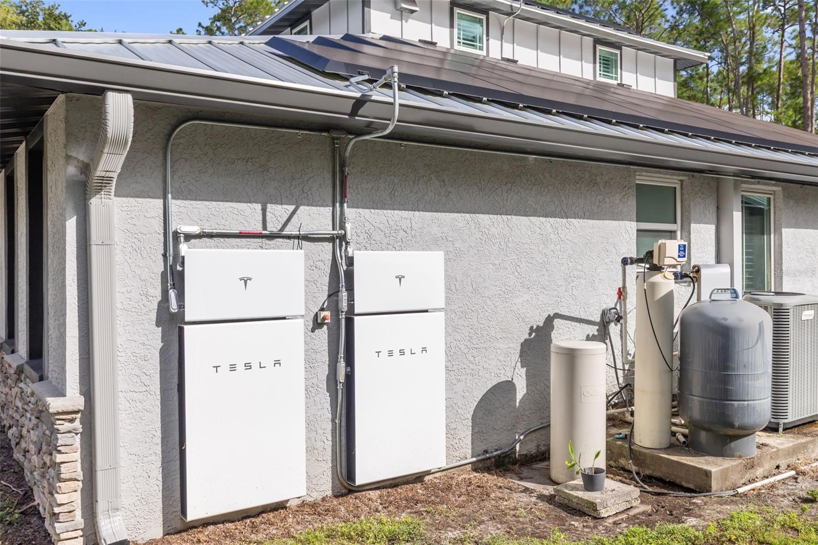 Image 8 of 59 For 28042 Lindenhurst Drive