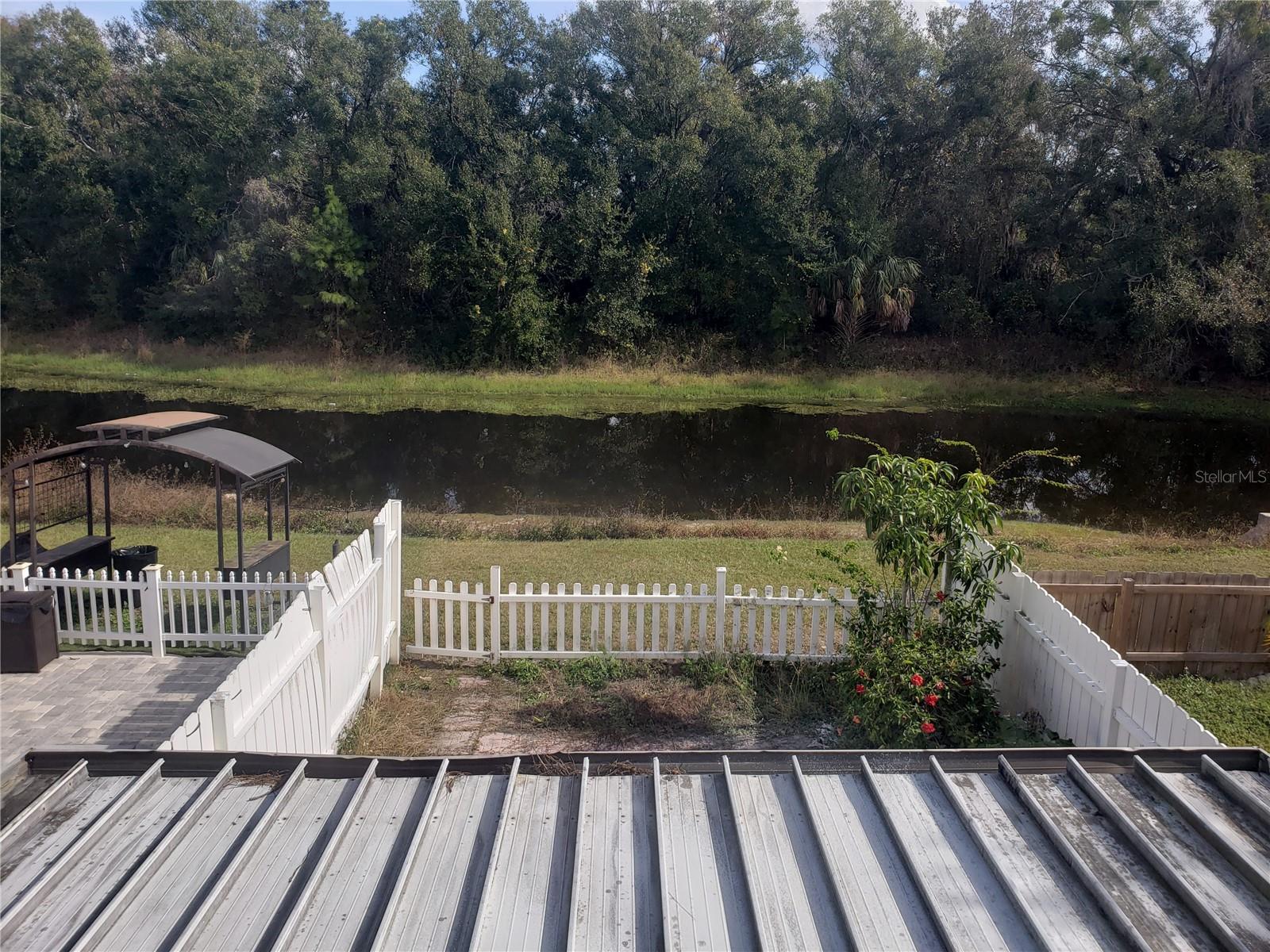 Image 12 of 24 For 14027 Village View Drive