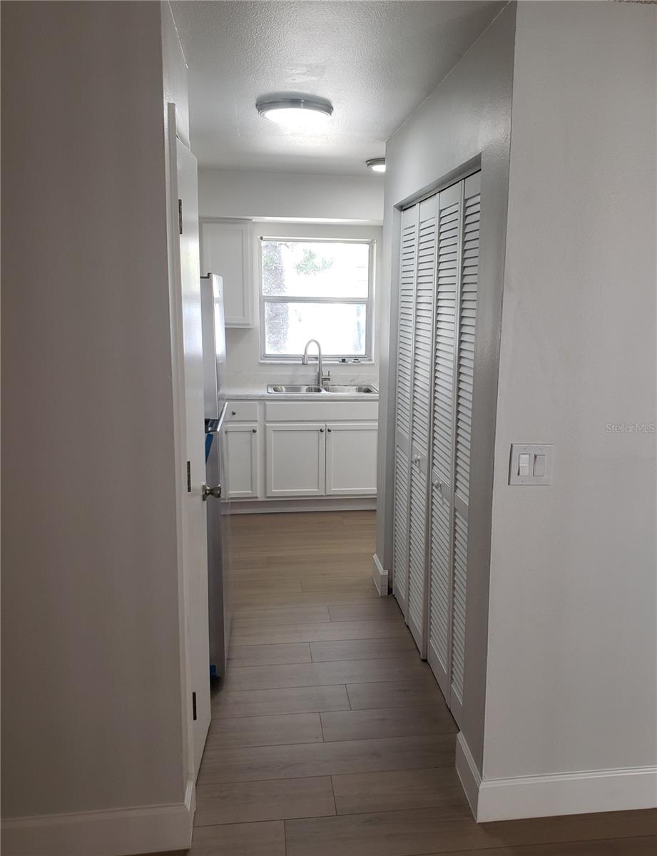 Image 8 of 24 For 14027 Village View Drive