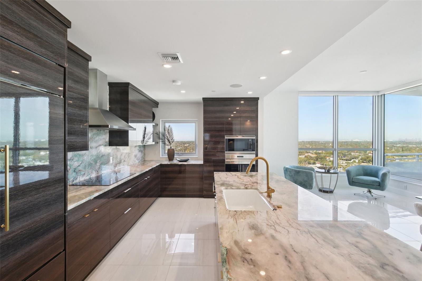 Image 12 of 98 For 3401 Bayshore Boulevard 1704