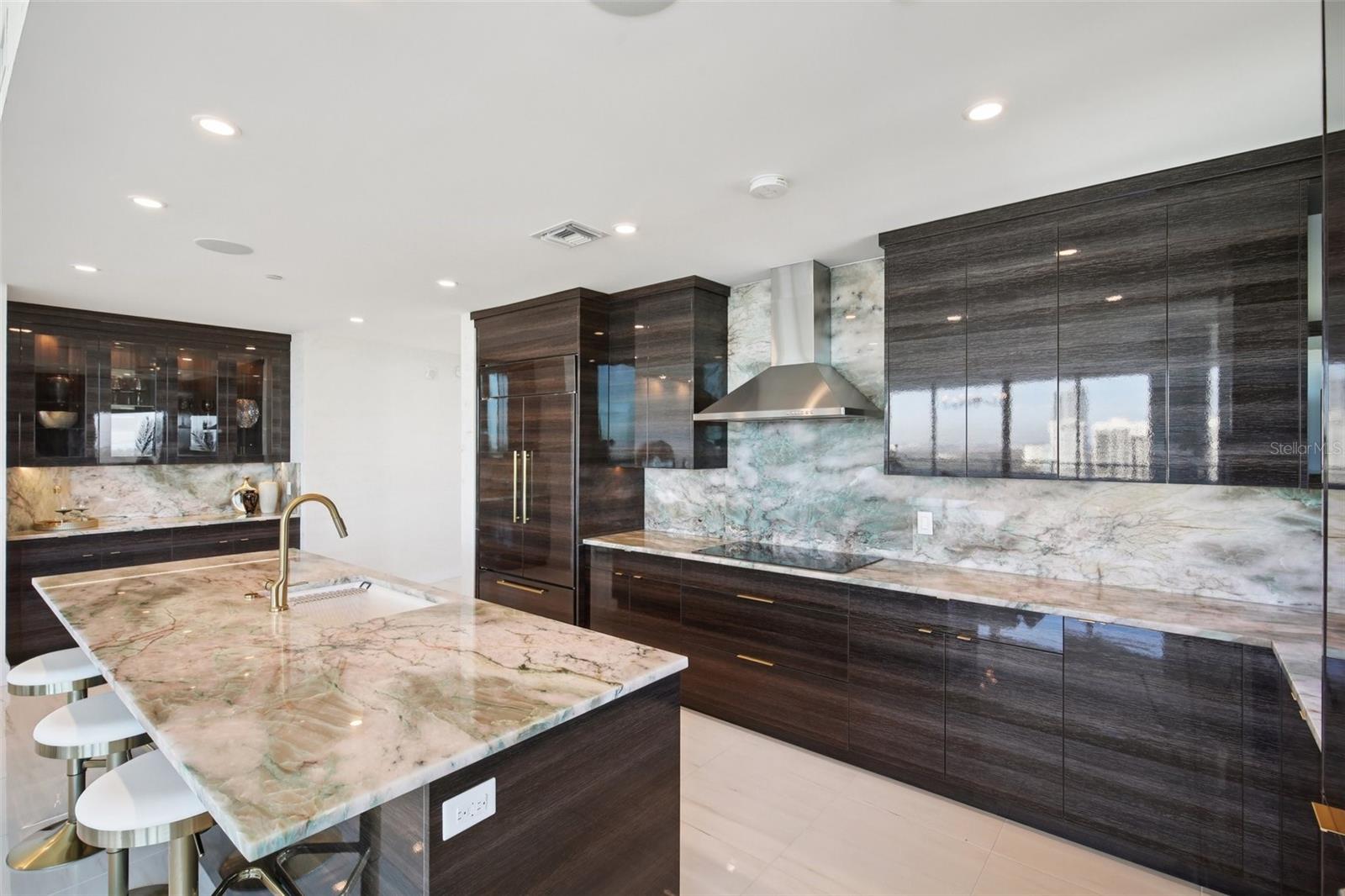 Image 13 of 98 For 3401 Bayshore Boulevard 1704