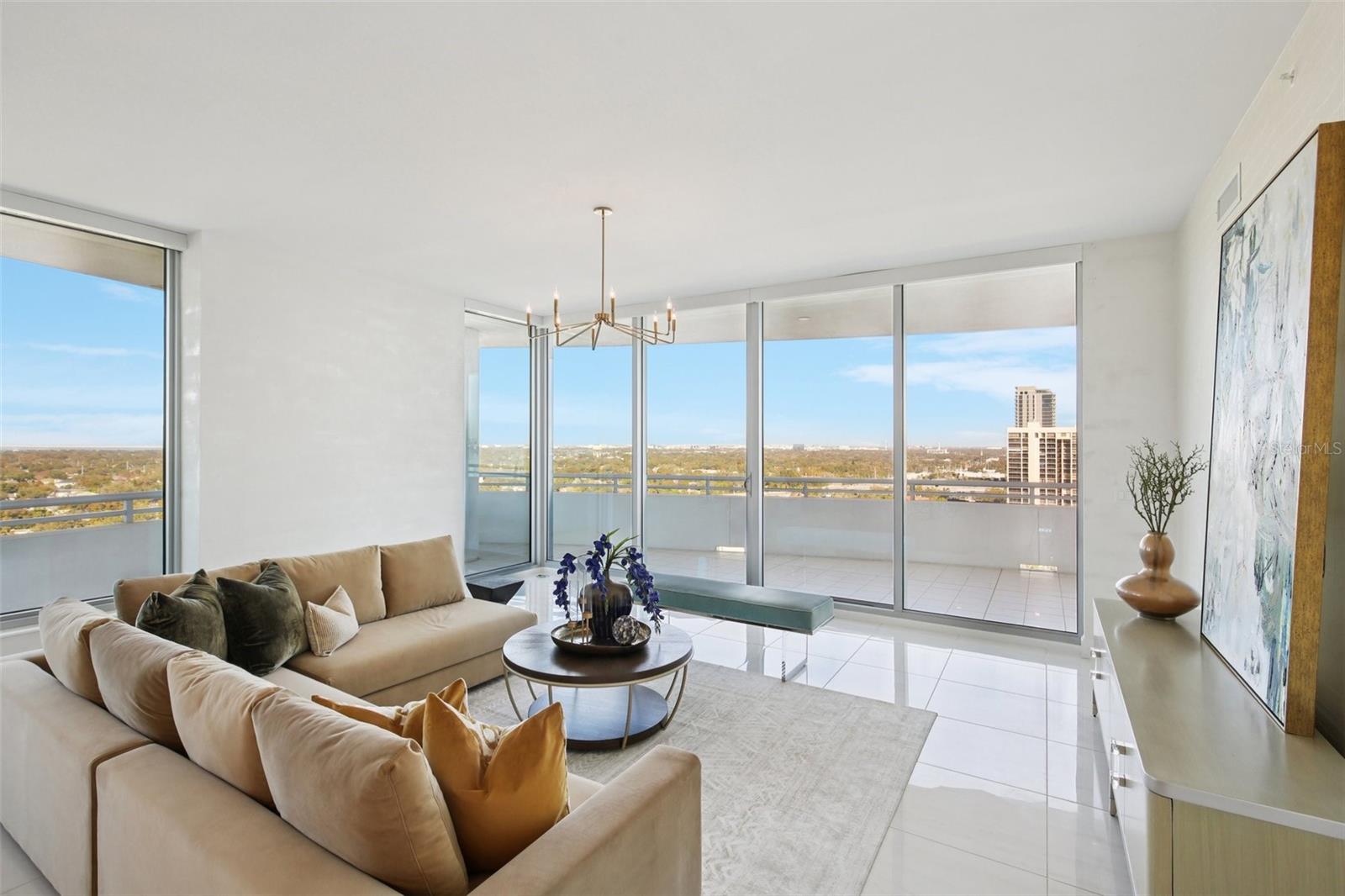 Image 19 of 98 For 3401 Bayshore Boulevard 1704