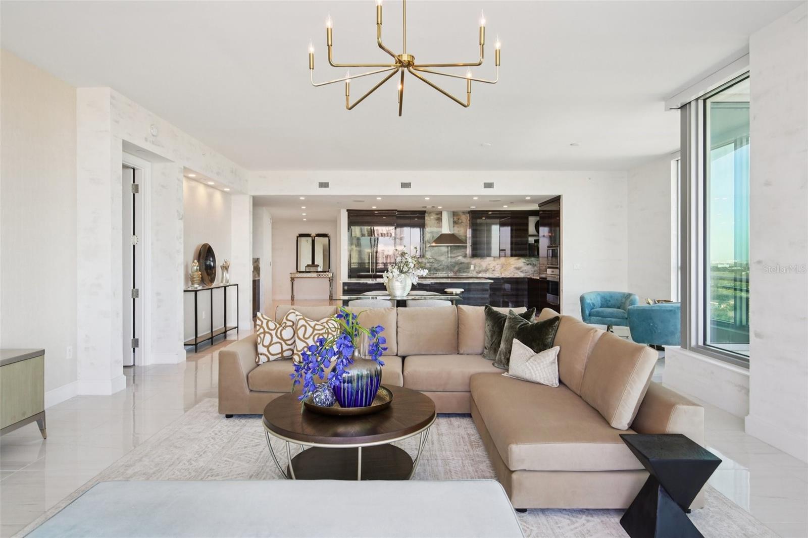 Image 20 of 98 For 3401 Bayshore Boulevard 1704