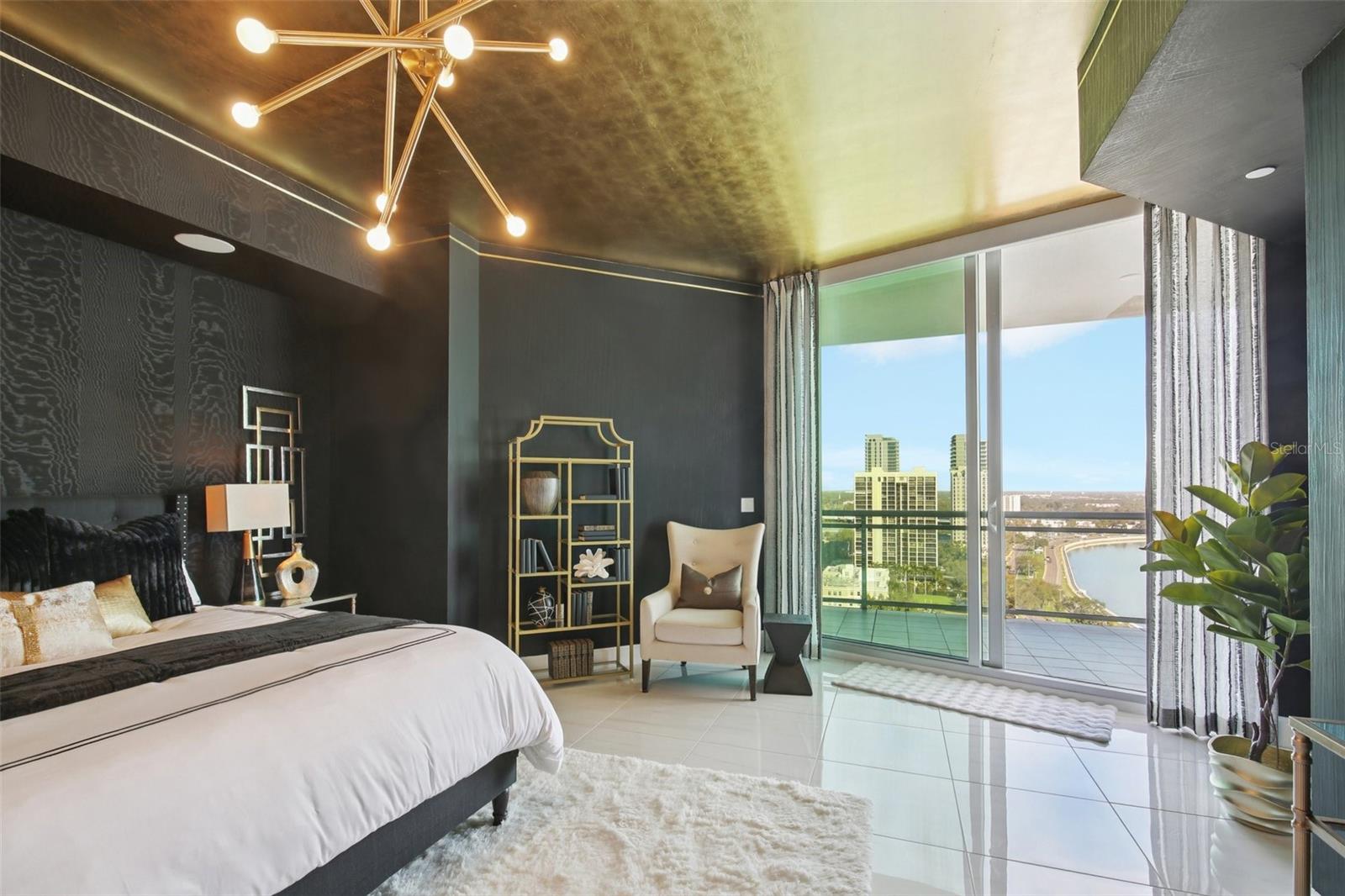 Image 26 of 98 For 3401 Bayshore Boulevard 1704