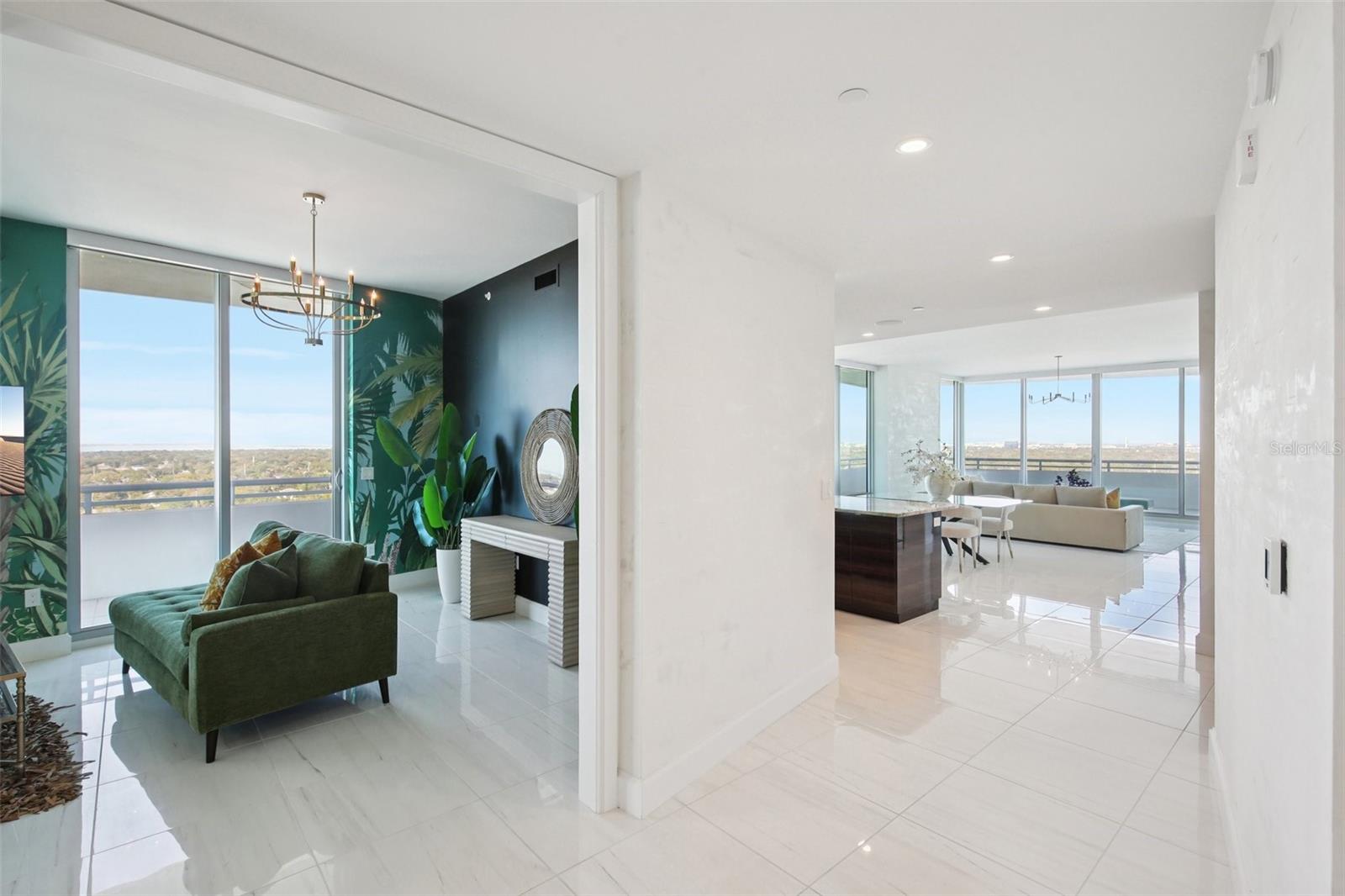 Image 35 of 98 For 3401 Bayshore Boulevard 1704