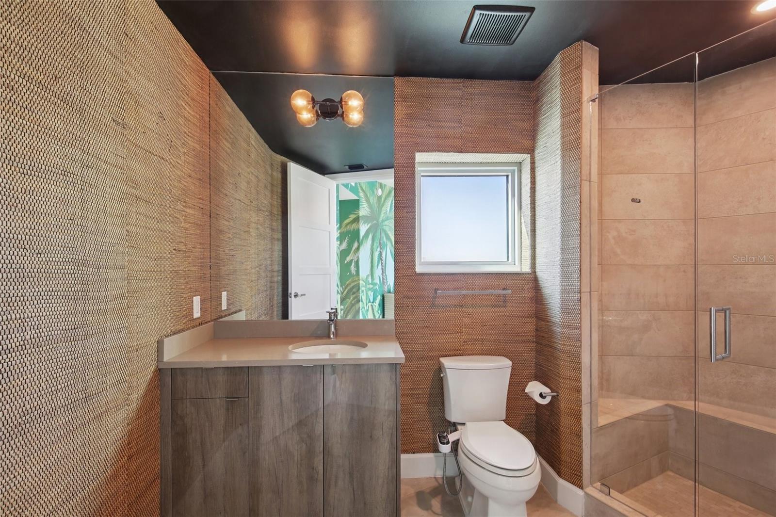 Image 40 of 98 For 3401 Bayshore Boulevard 1704