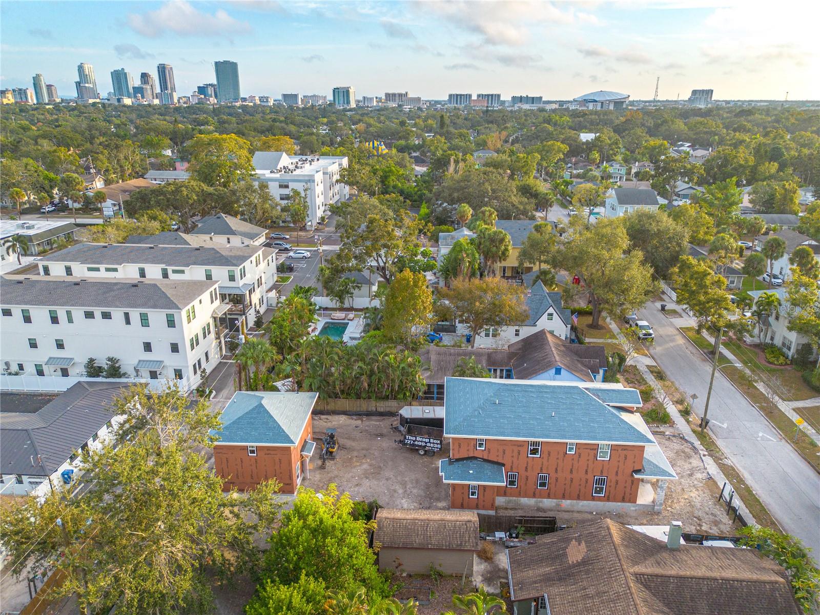 Listing photo id 7 for 2011 10th Street N