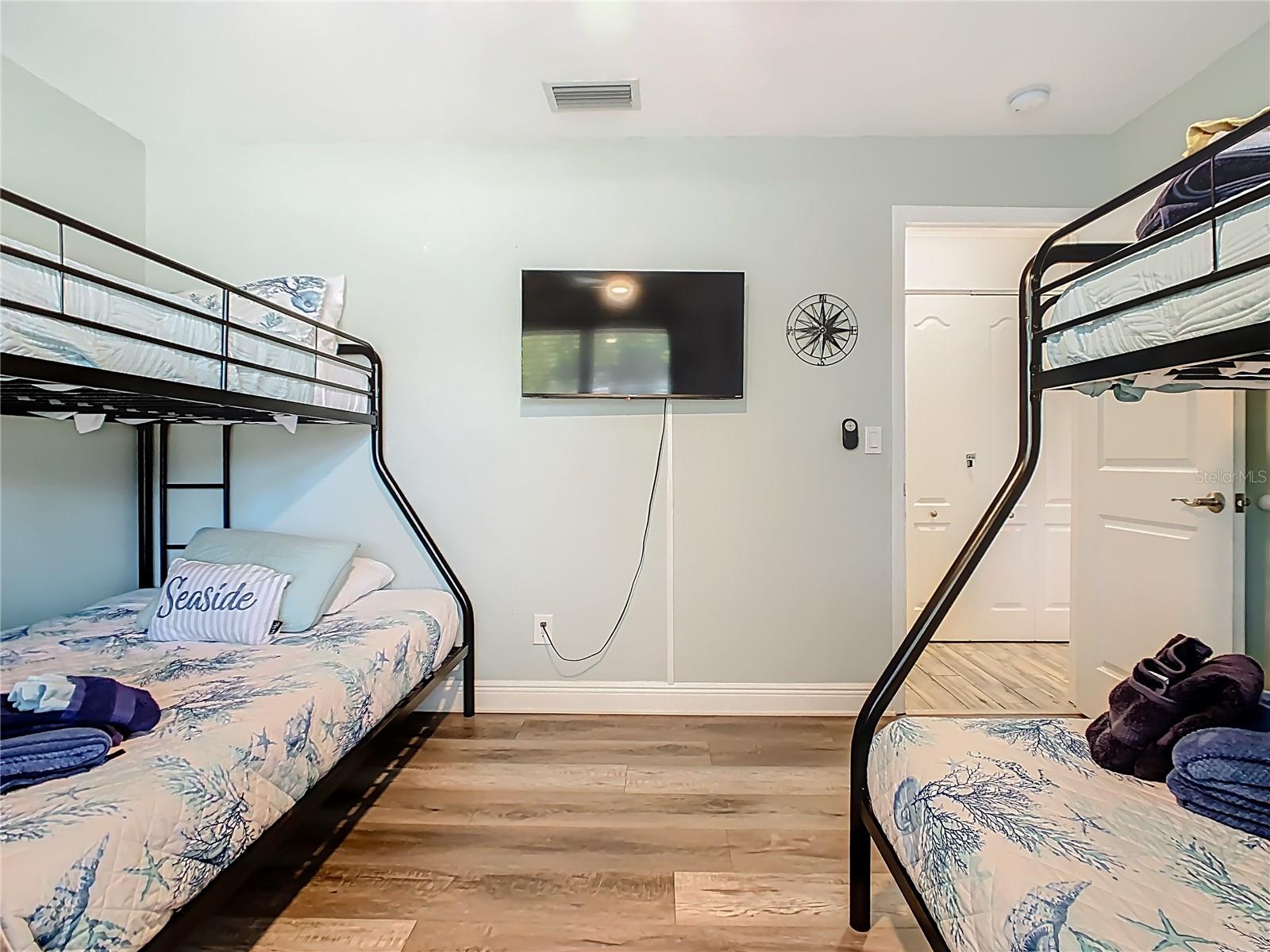 Image 23 of 42 For 4016 Kimpton Place