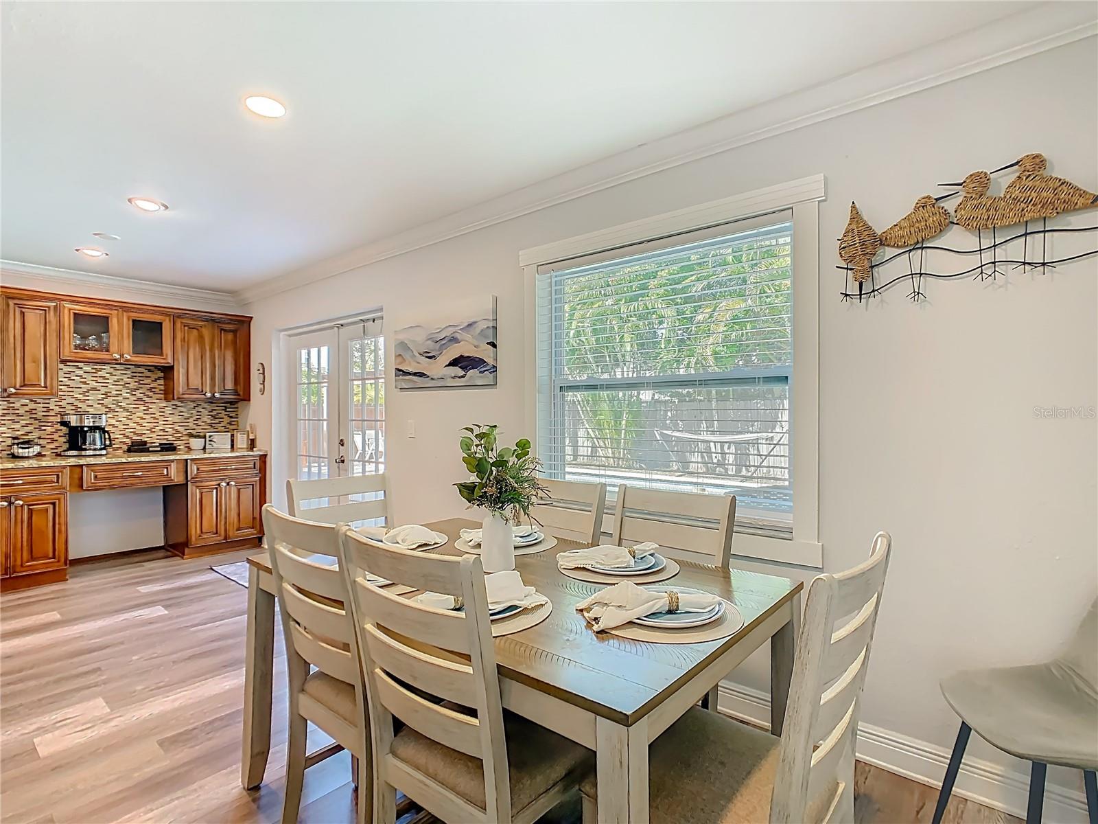 Image 8 of 42 For 4016 Kimpton Place