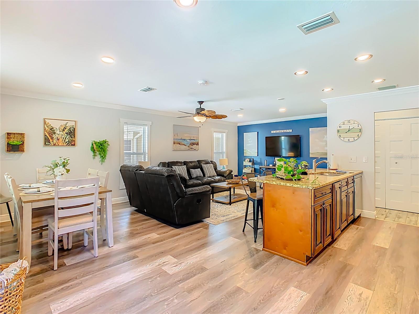 Image 9 of 42 For 4016 Kimpton Place