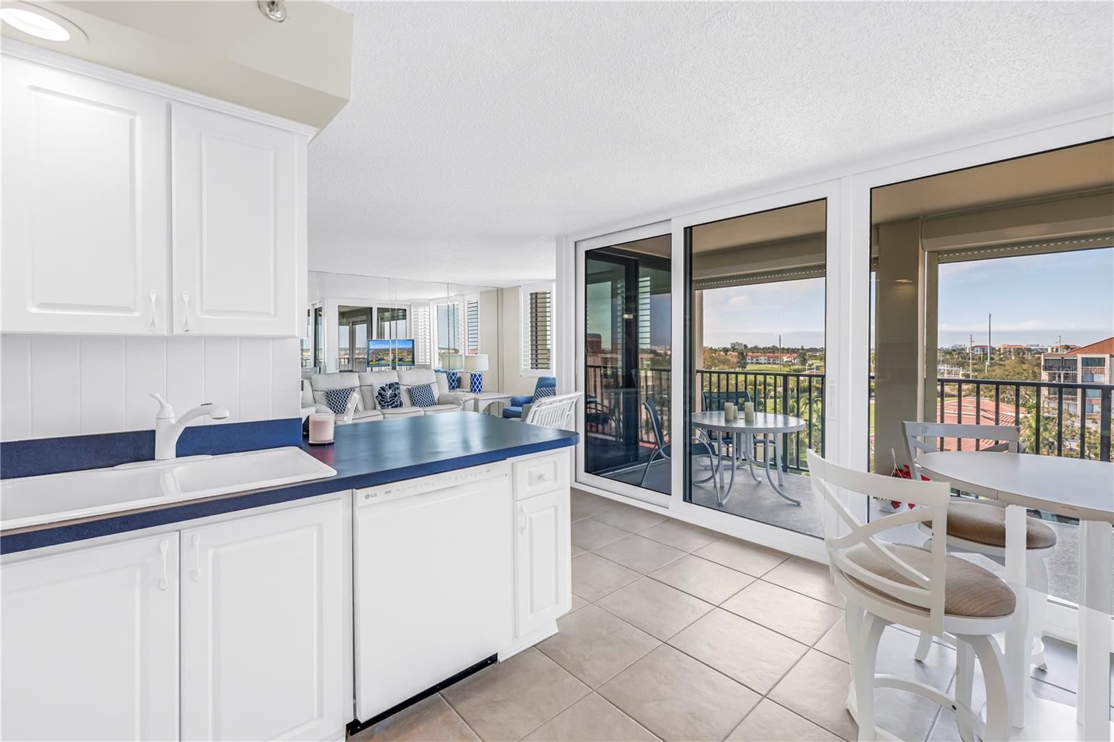 Image 11 of 42 For 6322 Palma Del Mar Boulevard S 706
