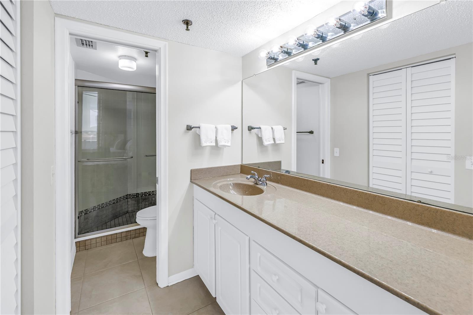 Image 26 of 42 For 6322 Palma Del Mar Boulevard S 706