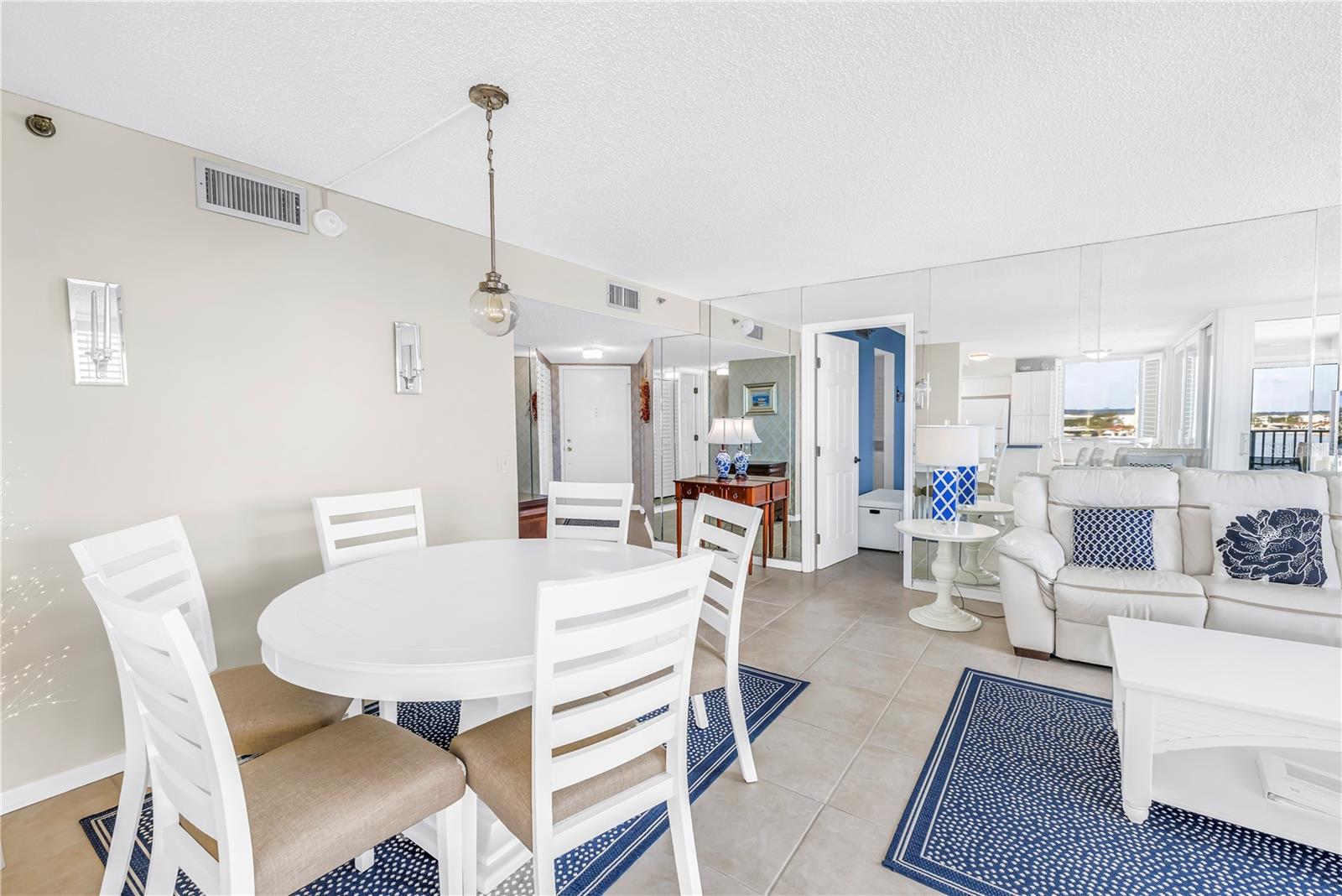 Image 9 of 42 For 6322 Palma Del Mar Boulevard S 706