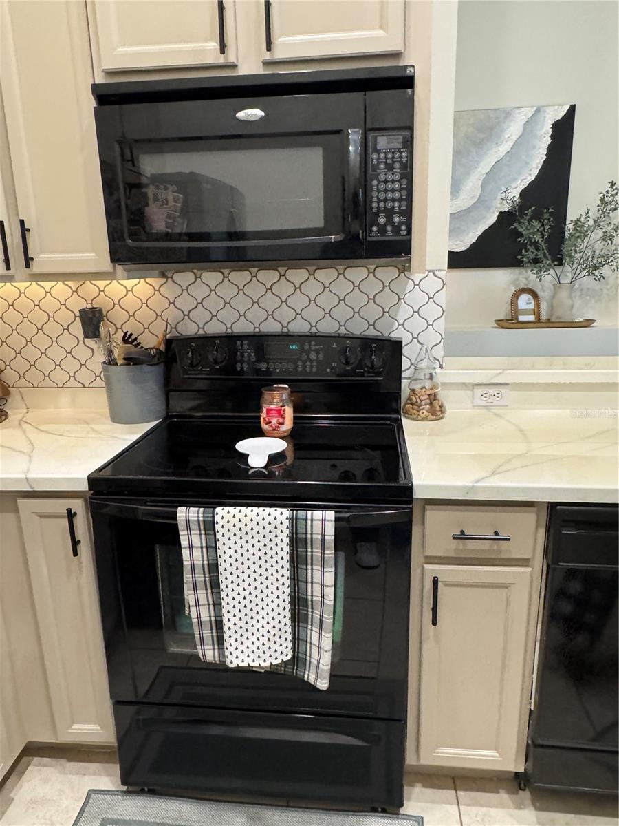 Image 24 of 65 For 2318 Tanbark Ridge Place 2318