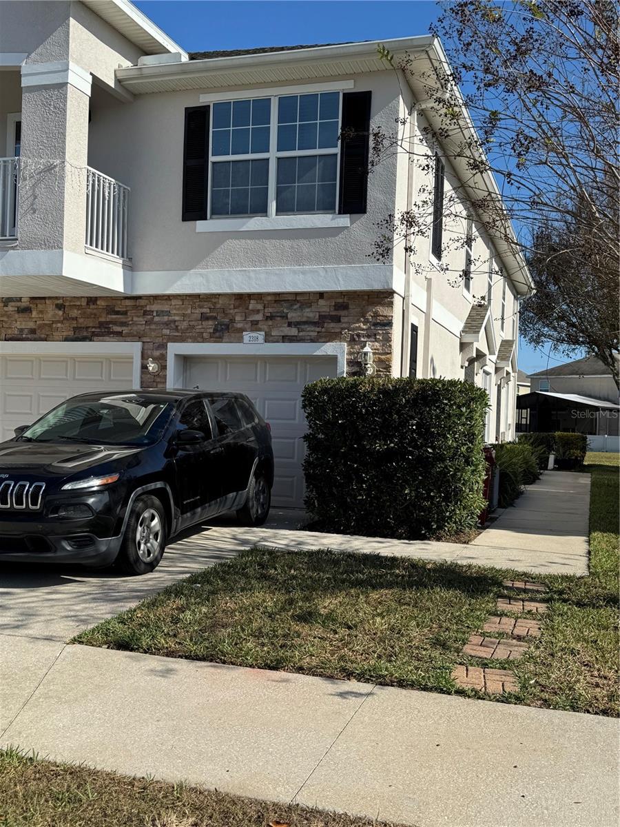 Image 3 of 65 For 2318 Tanbark Ridge Place 2318