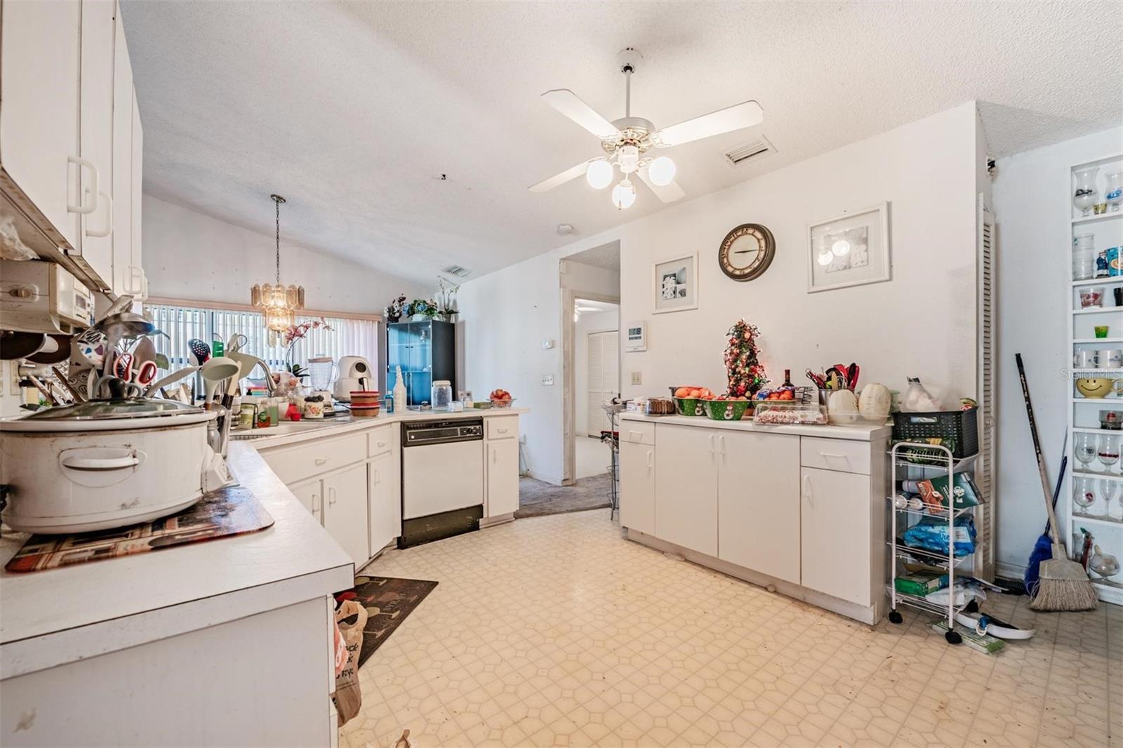 Image 16 of 37 For 2050 Telogia Court