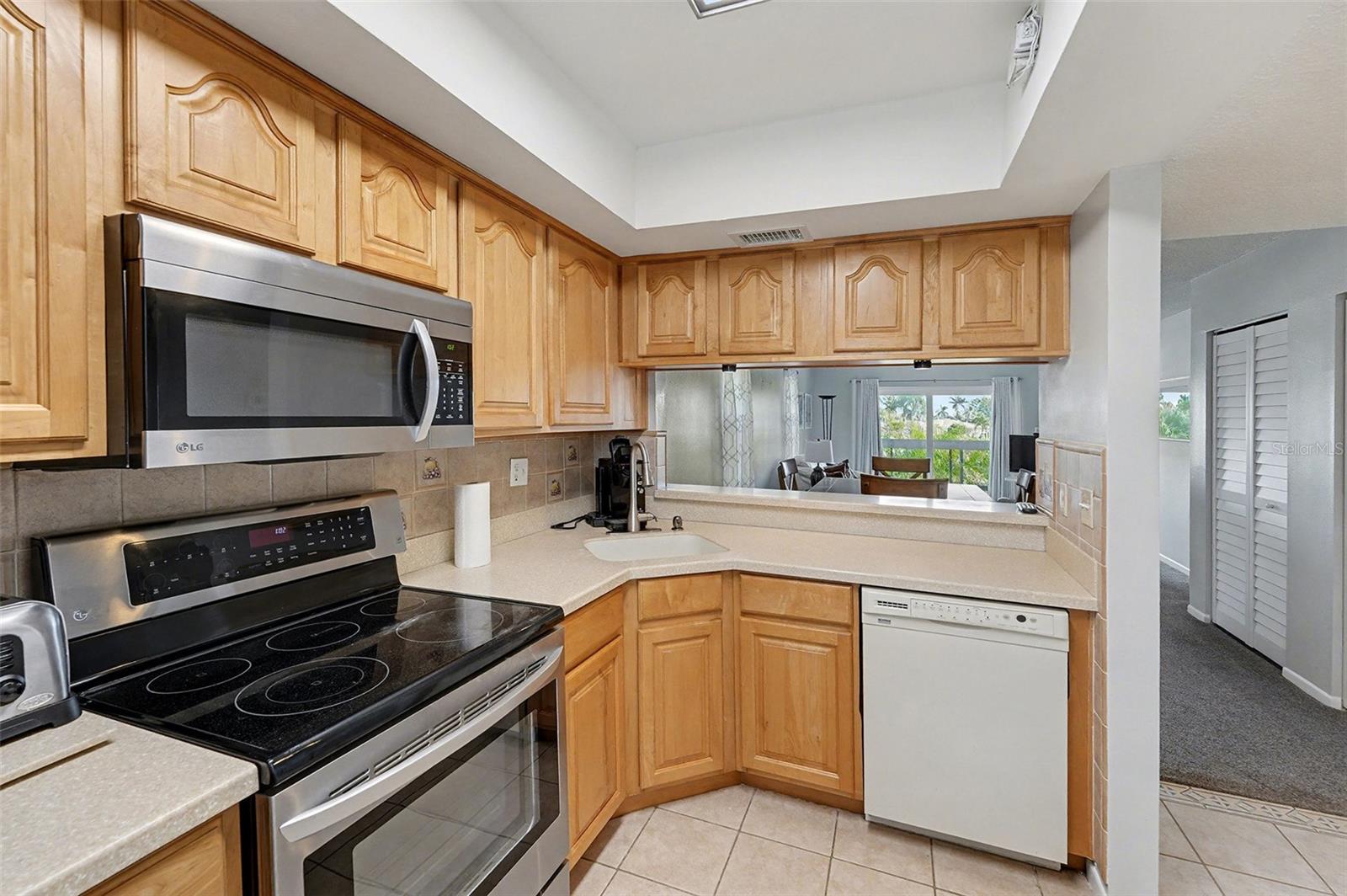 Image 6 of 17 For 12055 3rd Street E 101