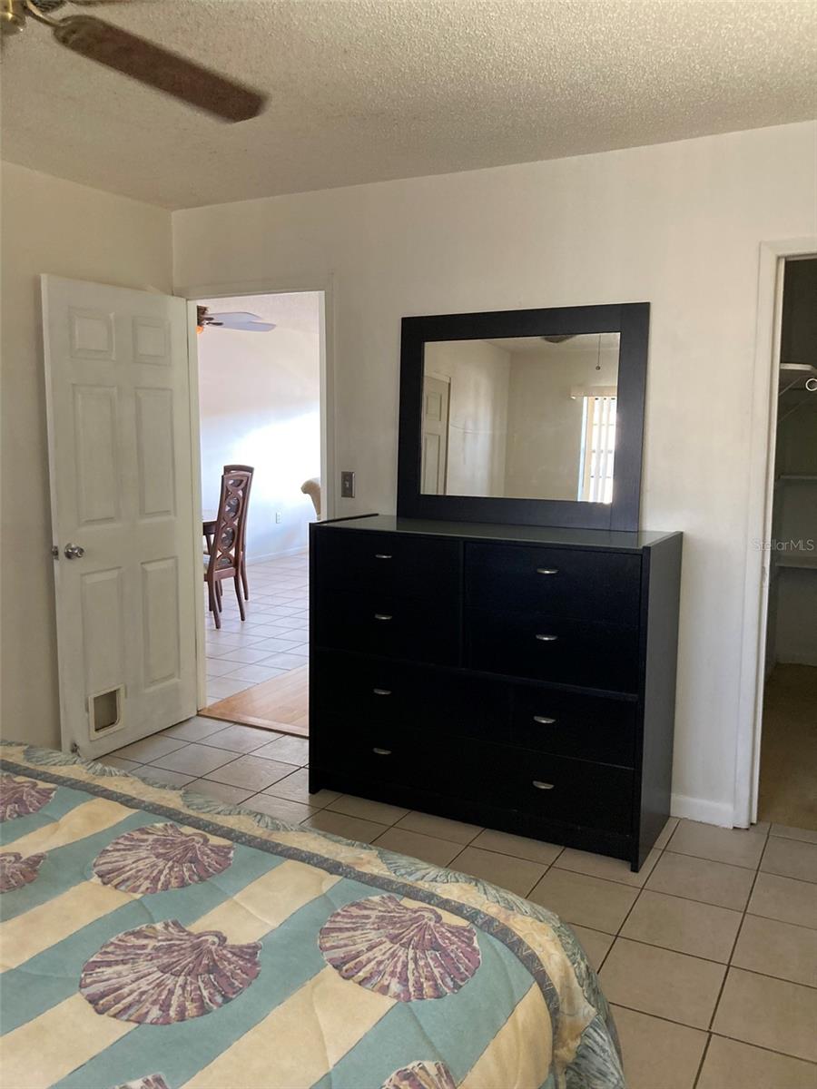 Image 11 of 51 For 5925 Terrace Park Drive N 209