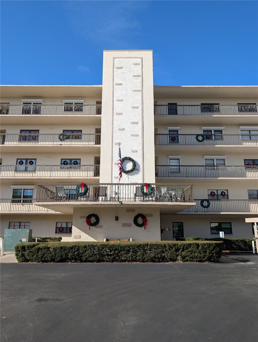 Details for 8198 Terrace Garden Drive N 409, ST PETERSBURG, FL 33709