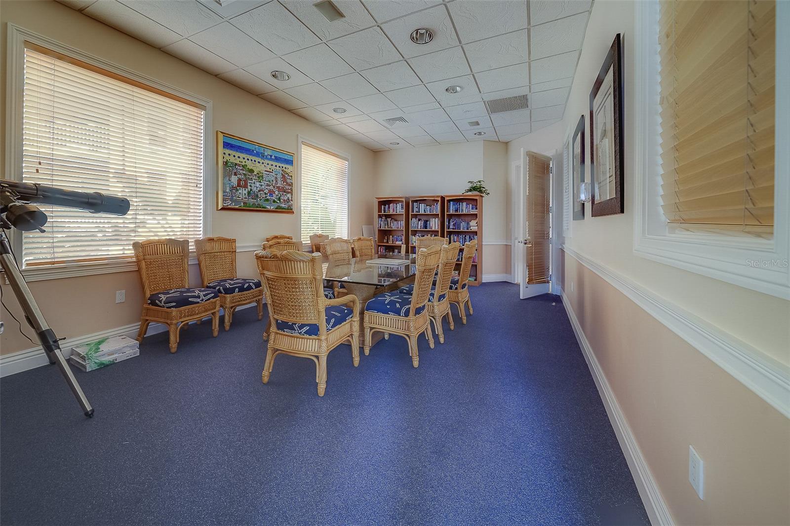 Image 29 of 51 For 16450 Gulf Boulevard 565