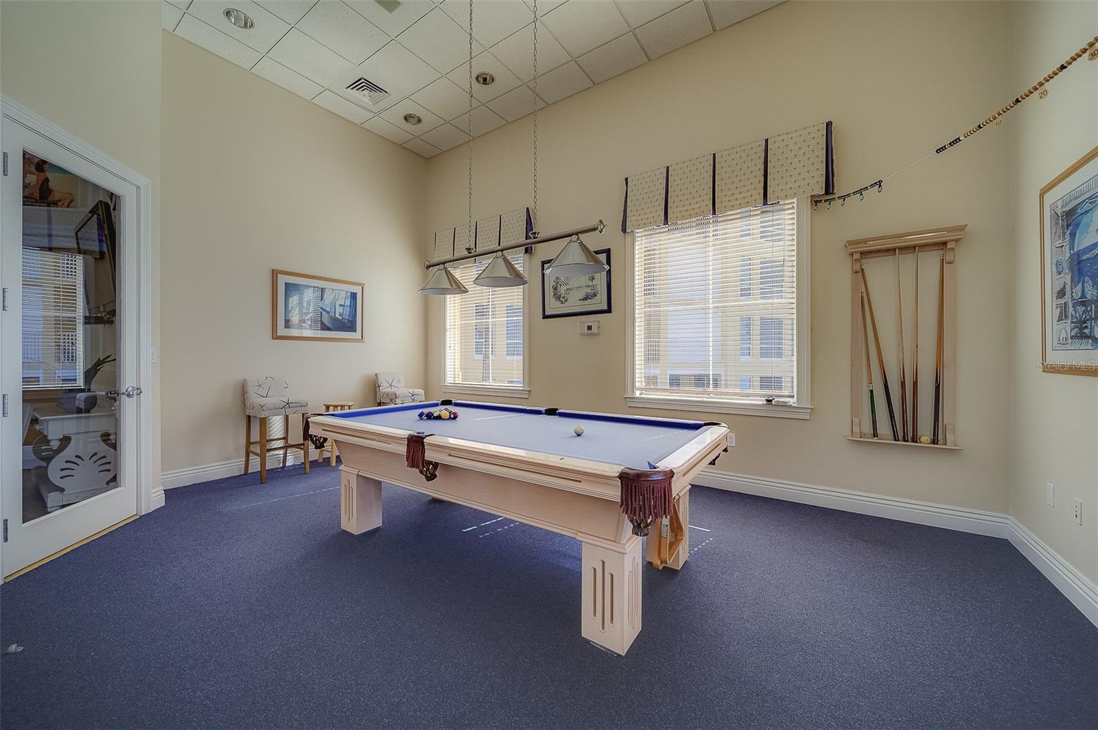 Image 30 of 51 For 16450 Gulf Boulevard 565