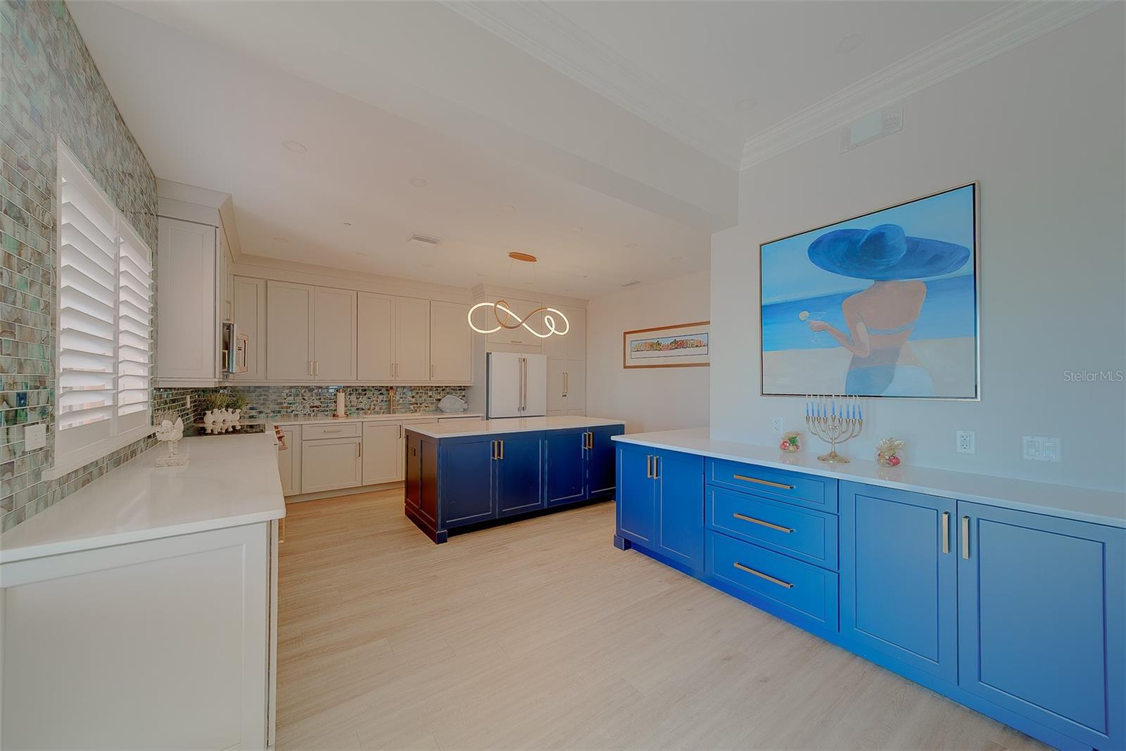 Image 34 of 51 For 16450 Gulf Boulevard 565