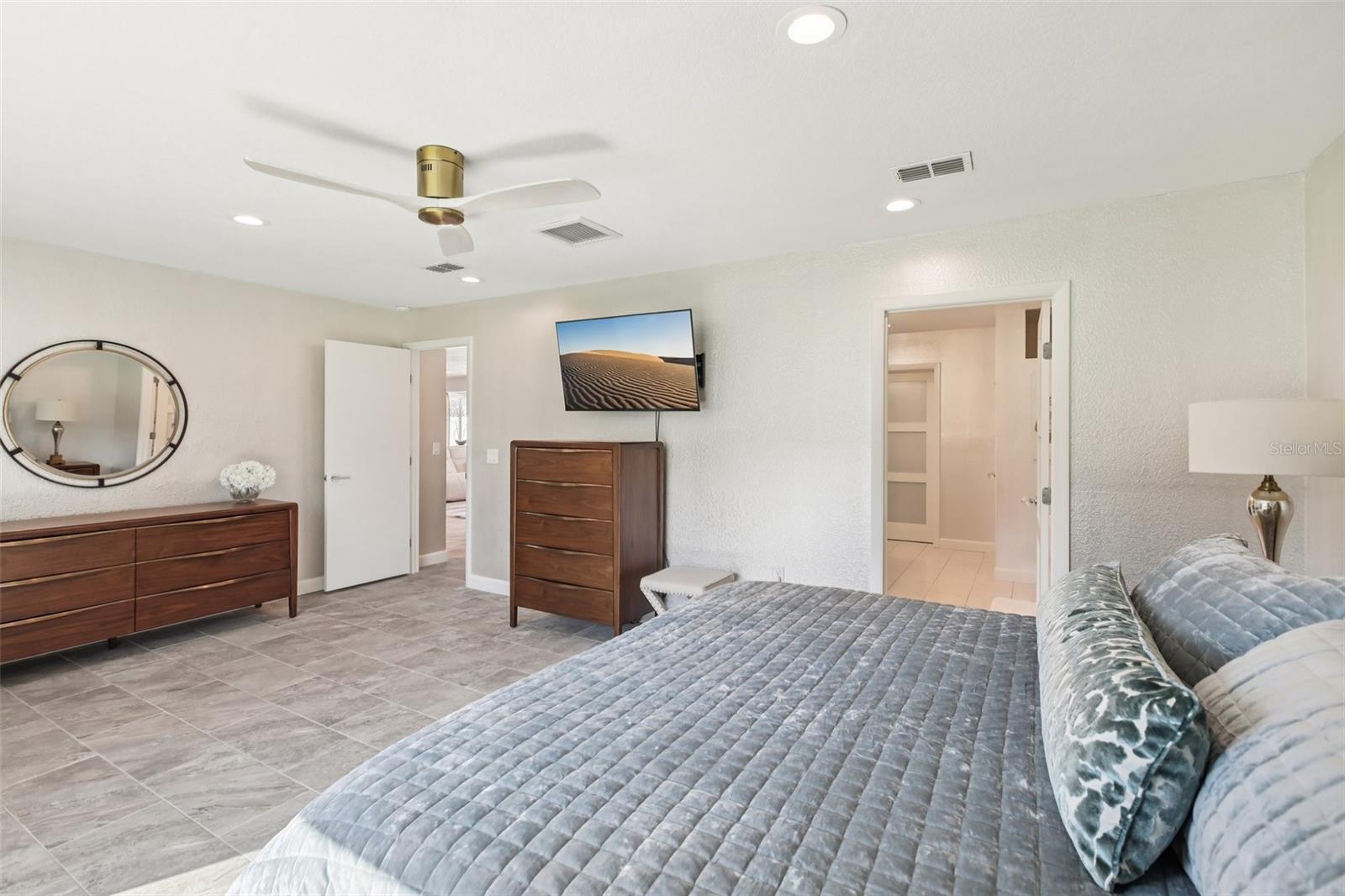 Image 23 of 64 For 213 Obrien Street