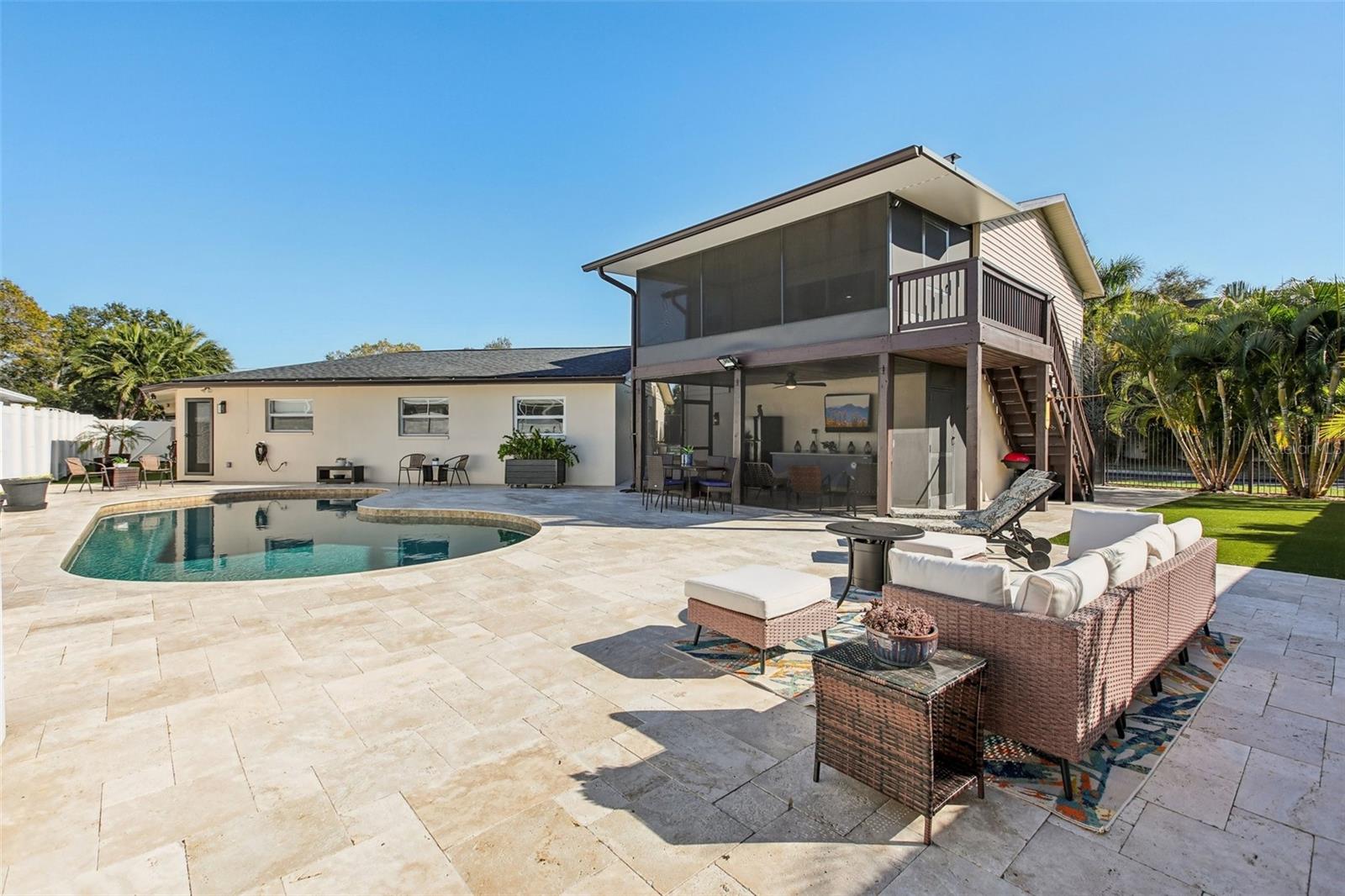 Image 3 of 64 For 213 Obrien Street