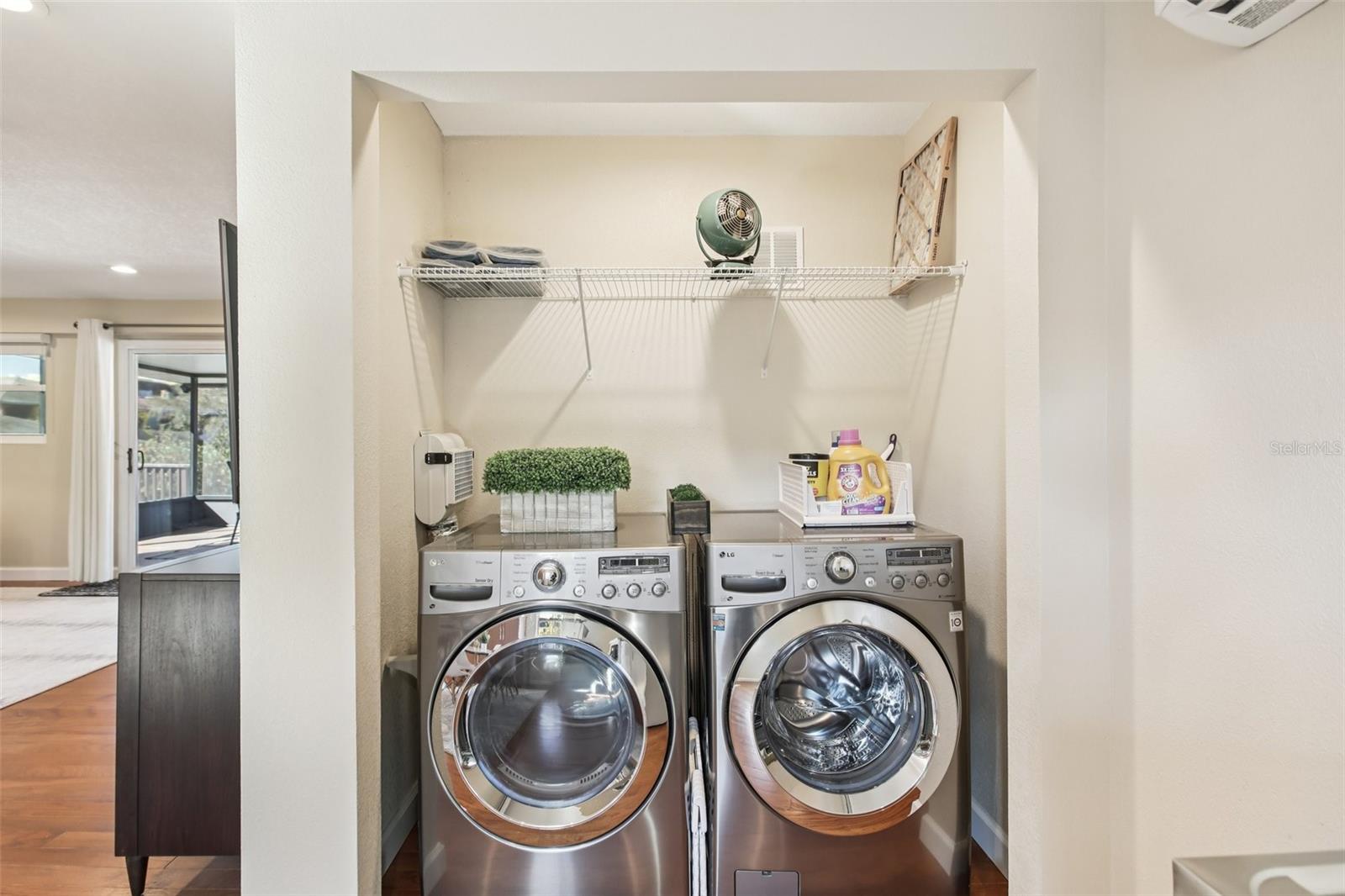 Image 51 of 64 For 213 Obrien Street