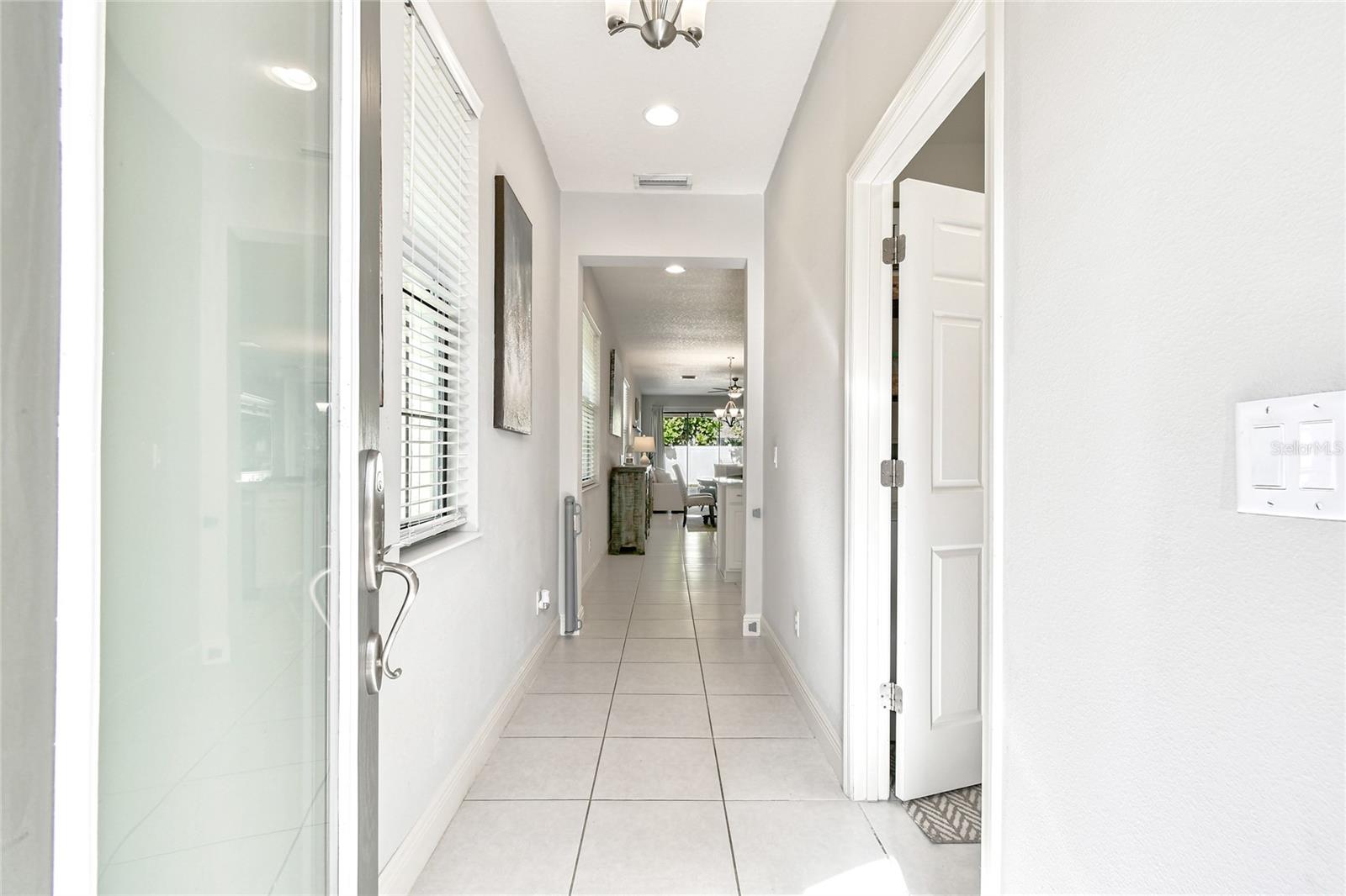 Listing photo id 1 for 12981 Burns Drive