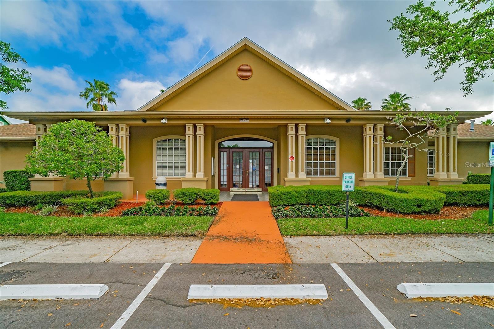 Image 41 of 50 For 9028 Lake Chase Island Way