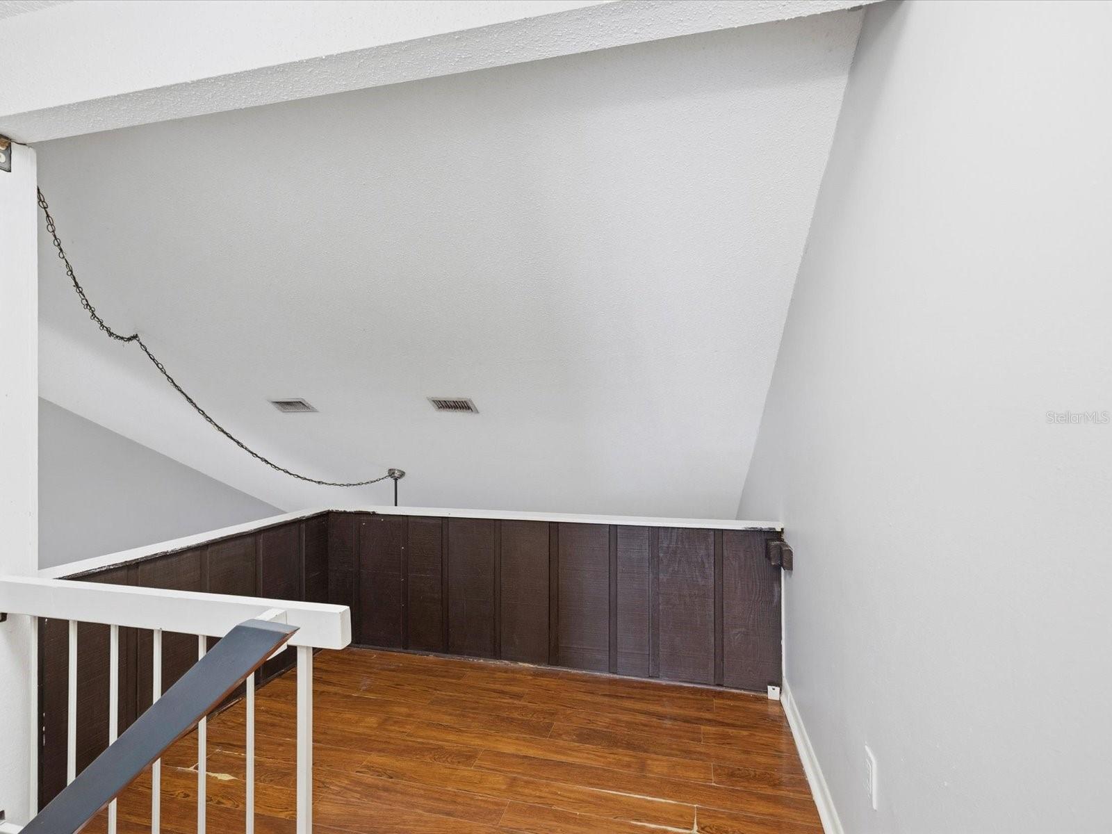 Image 14 of 49 For 1829 Clearbrooke Drive