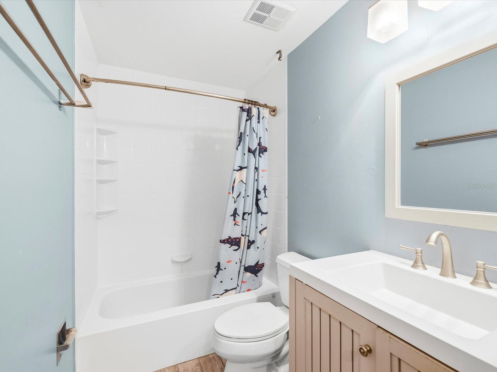 Image 22 of 49 For 1829 Clearbrooke Drive