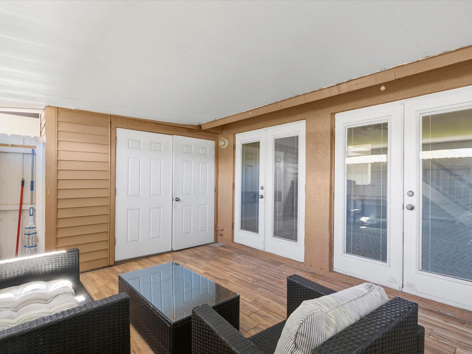 Image 25 of 49 For 1829 Clearbrooke Drive