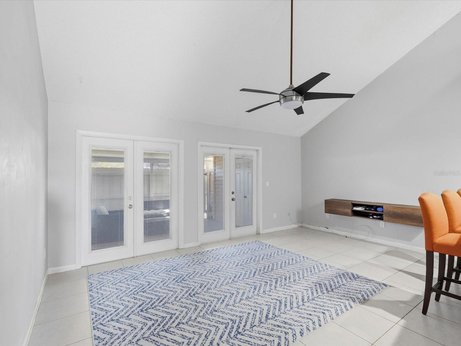 Image 7 of 49 For 1829 Clearbrooke Drive